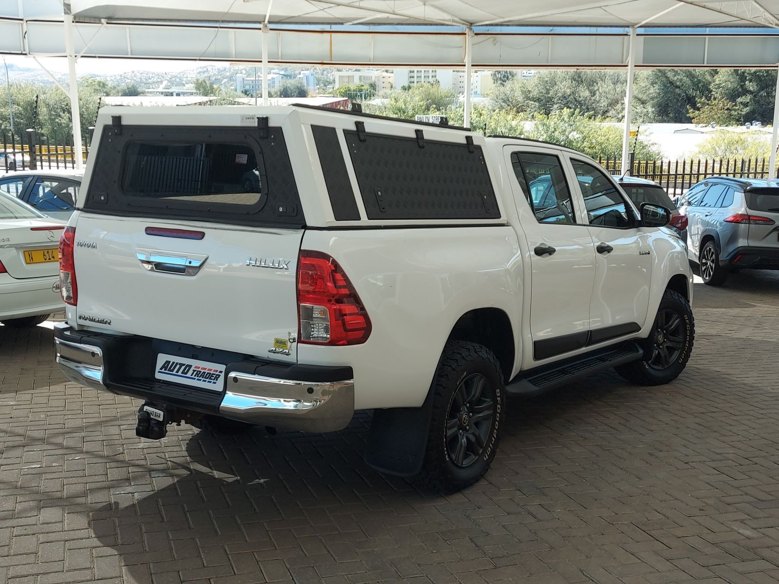 2021 Toyota Hilux photo 7