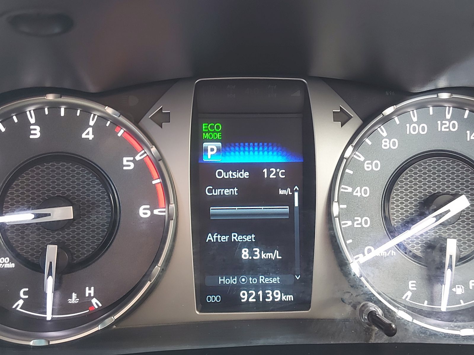 2021 Toyota Hilux photo 9
