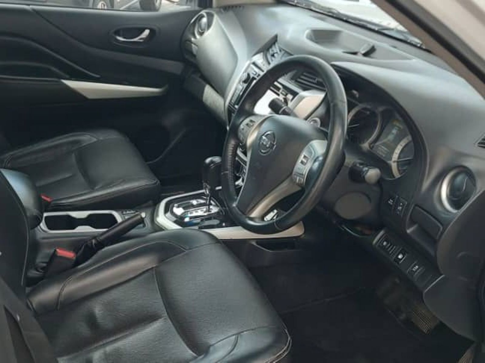 2019 Nissan Navara photo 11
