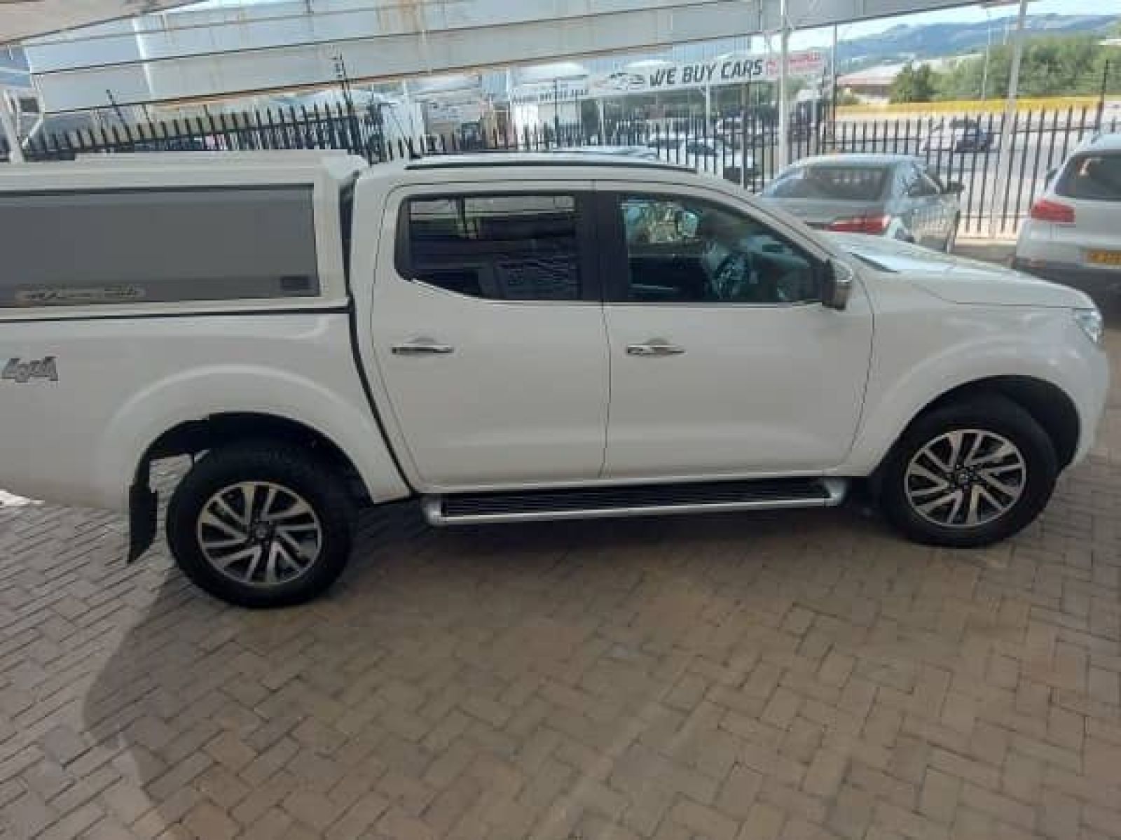 2019 Nissan Navara photo 8