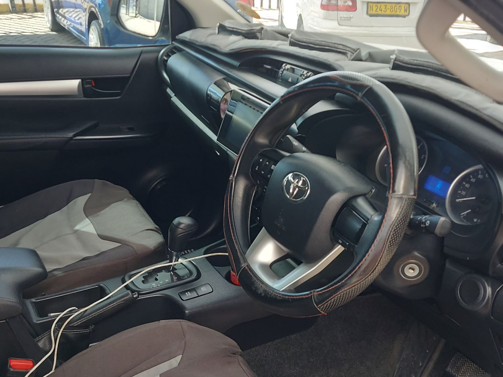 2019 Toyota Hilux photo 11