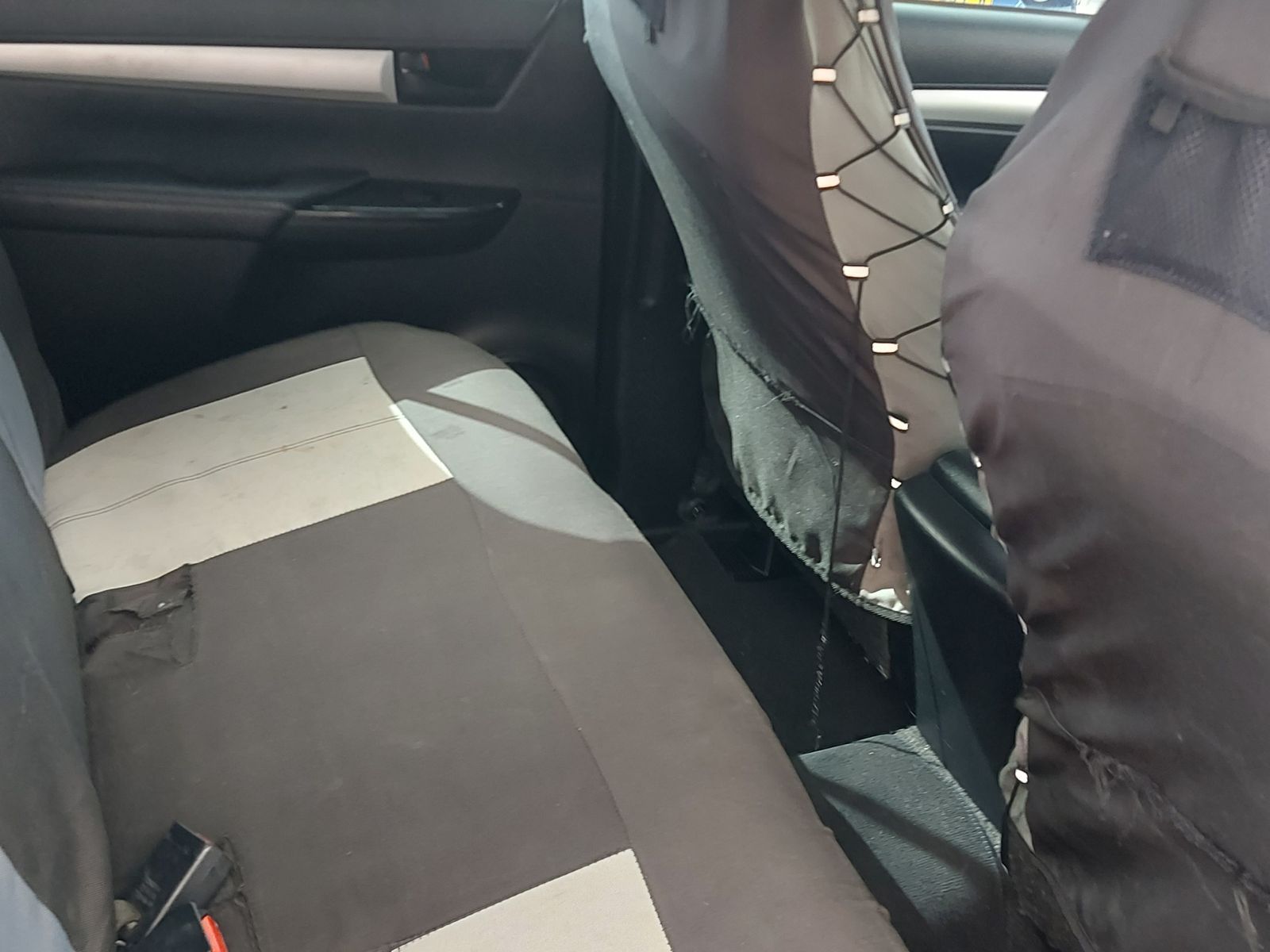 2019 Toyota Hilux photo 12