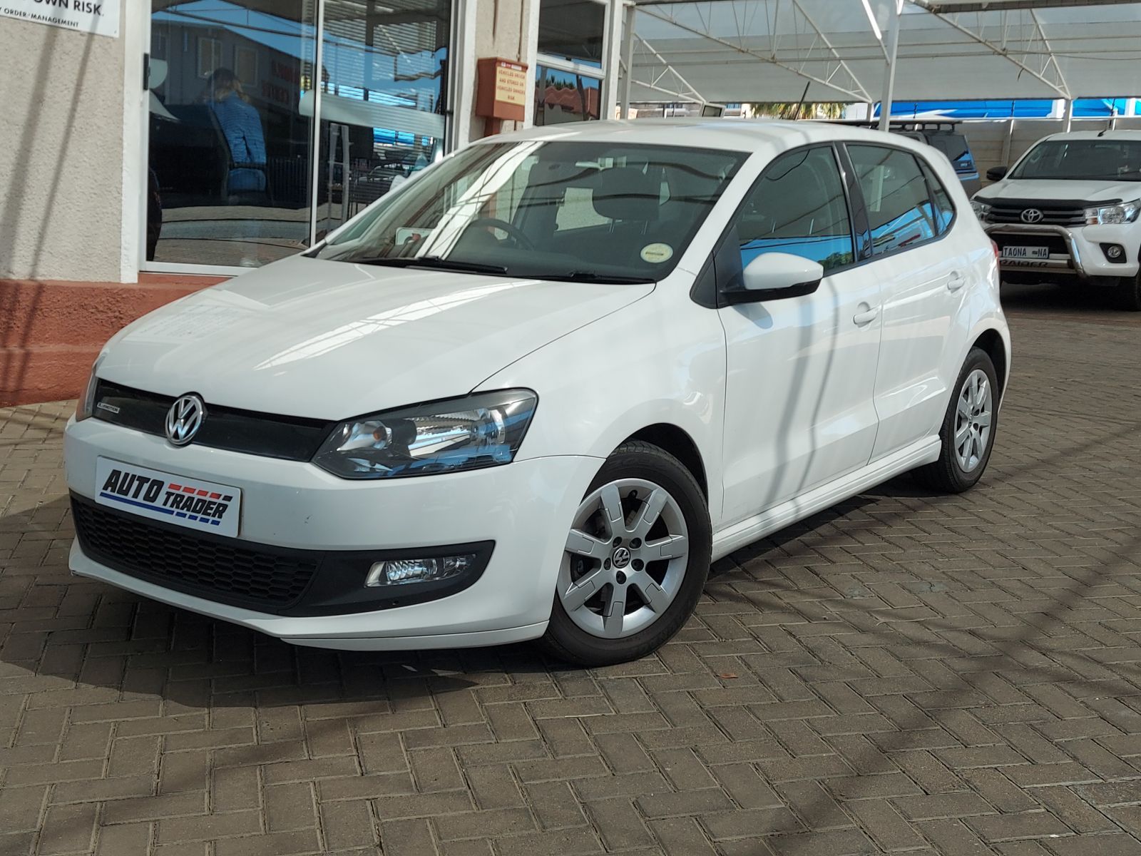 2013 Volkswagen Polo photo 1