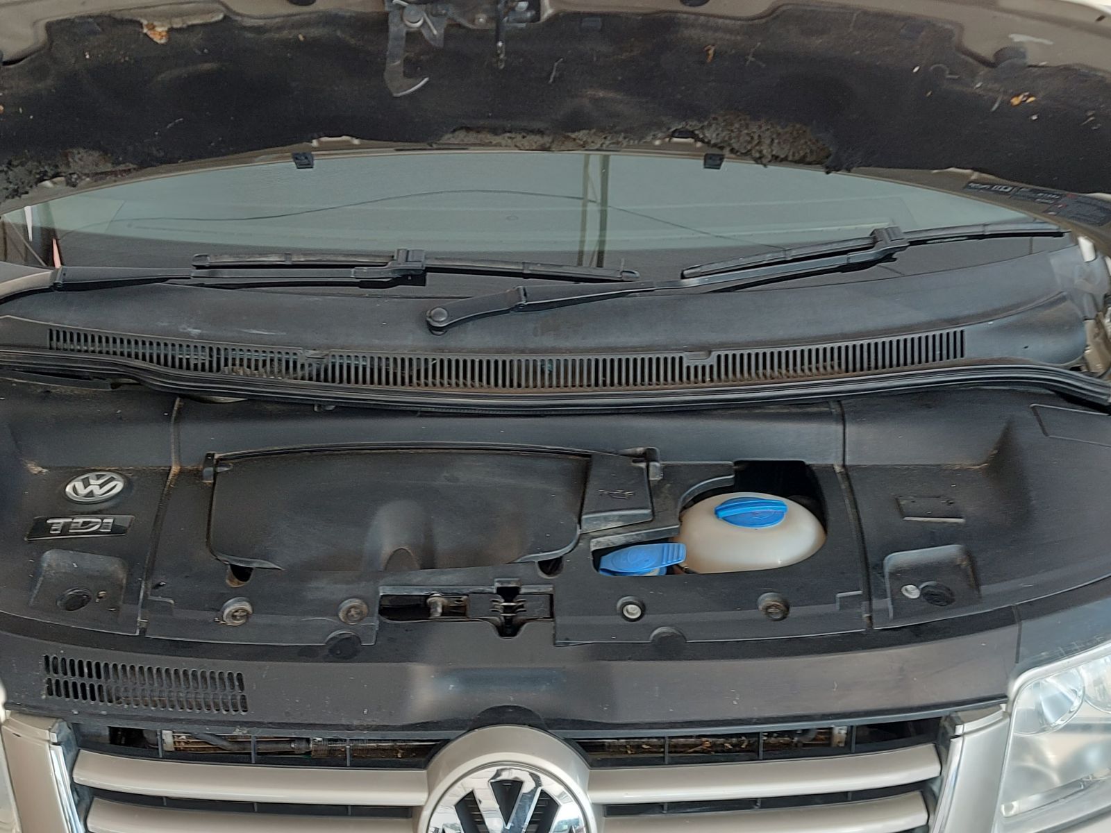 2004 Volkswagen Caravelle photo 14