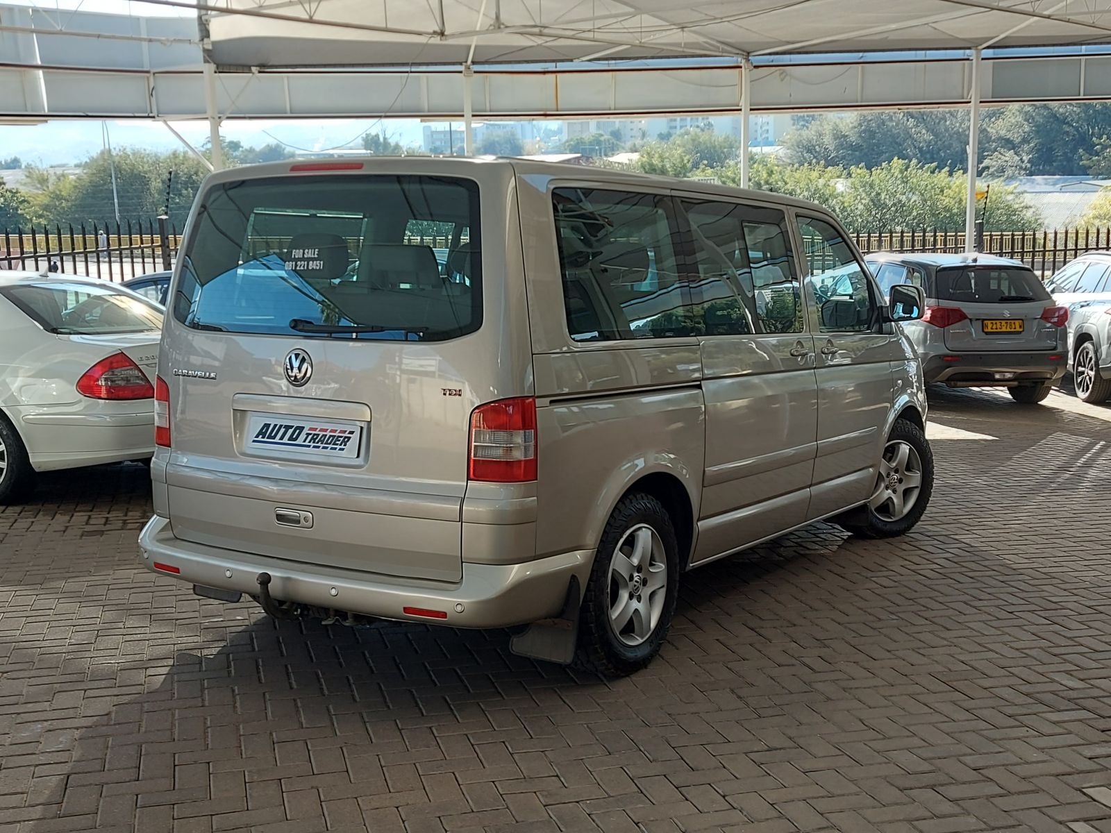 2004 Volkswagen Caravelle photo 7