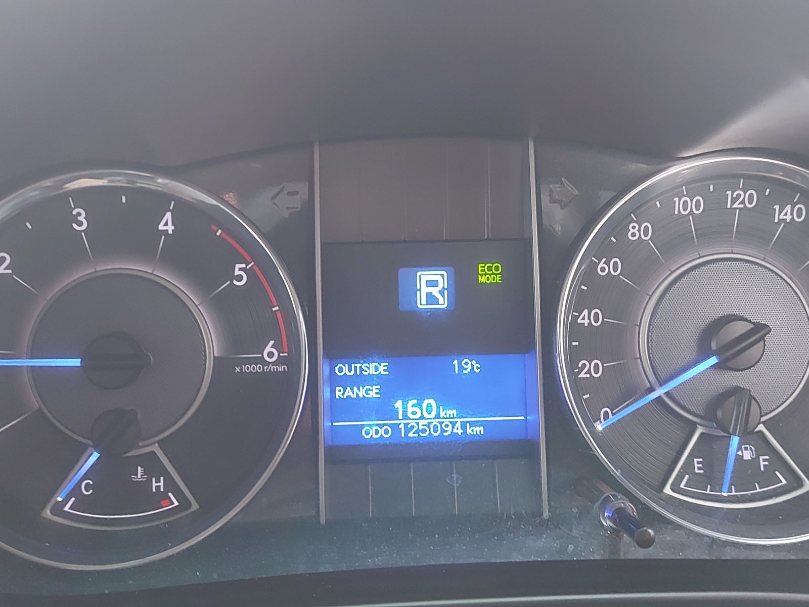 2019 Toyota Fortuner photo 9