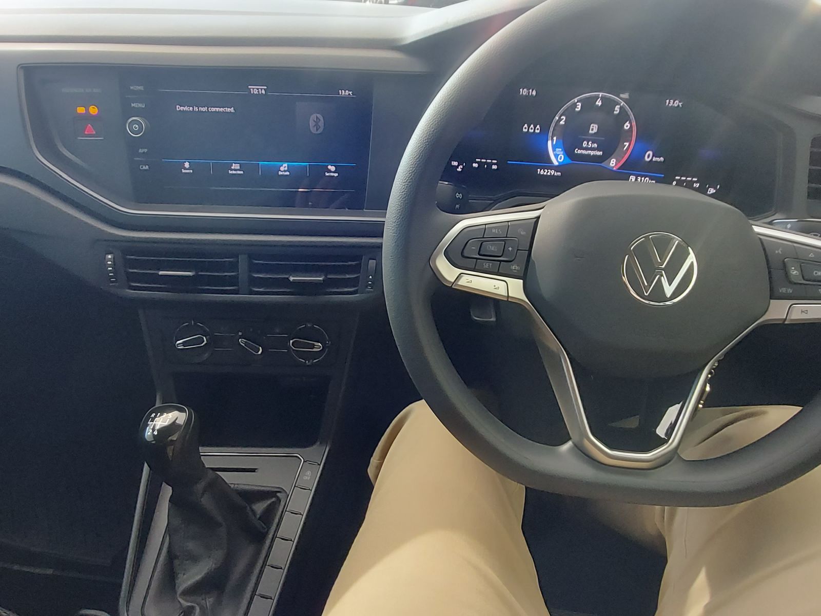 2024 Volkswagen Polo photo 10