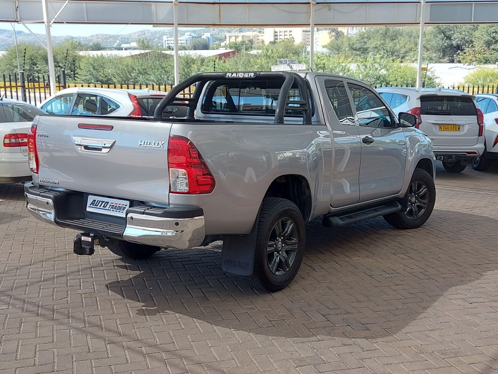 2024 Toyota Hilux photo 7