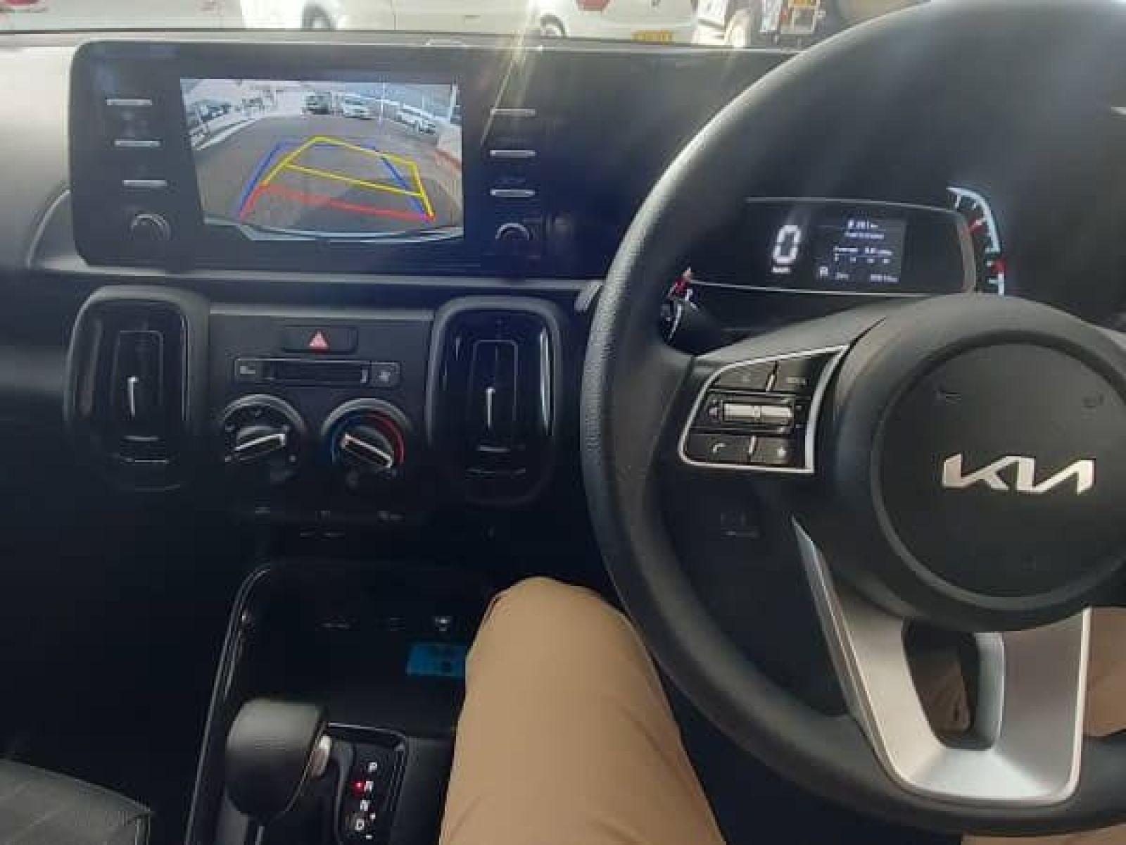 2023 Kia Sonet photo 10
