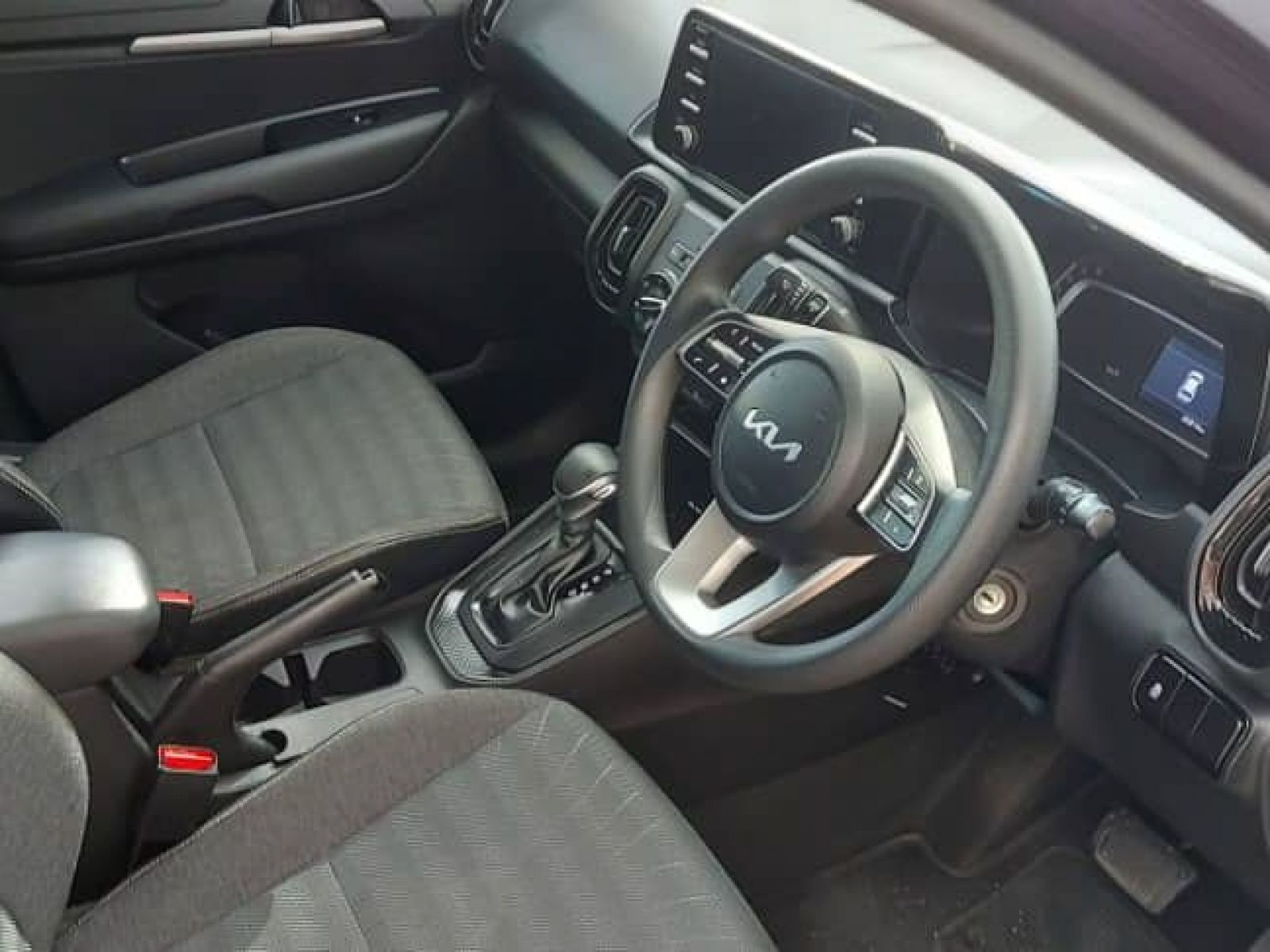 2023 Kia Sonet photo 11