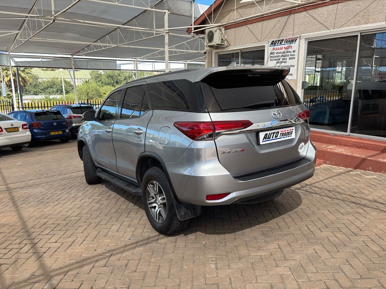 2019 Toyota Fortuner photo 5