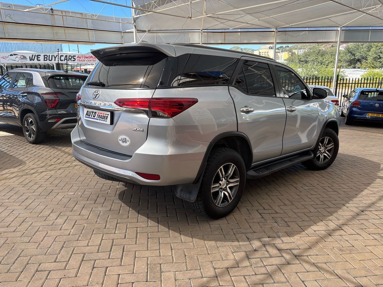 2019 Toyota Fortuner photo 7