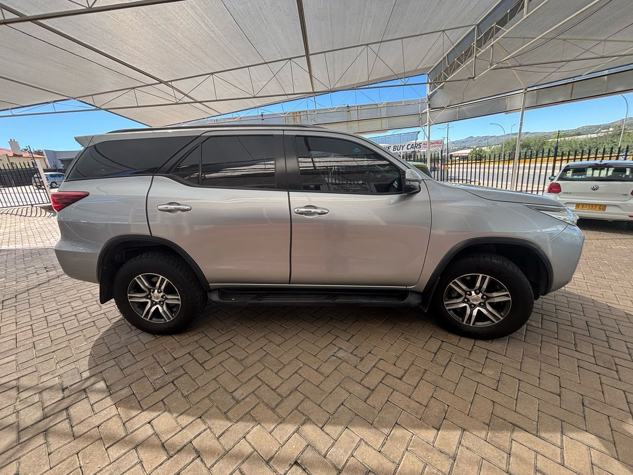 2019 Toyota Fortuner photo 8