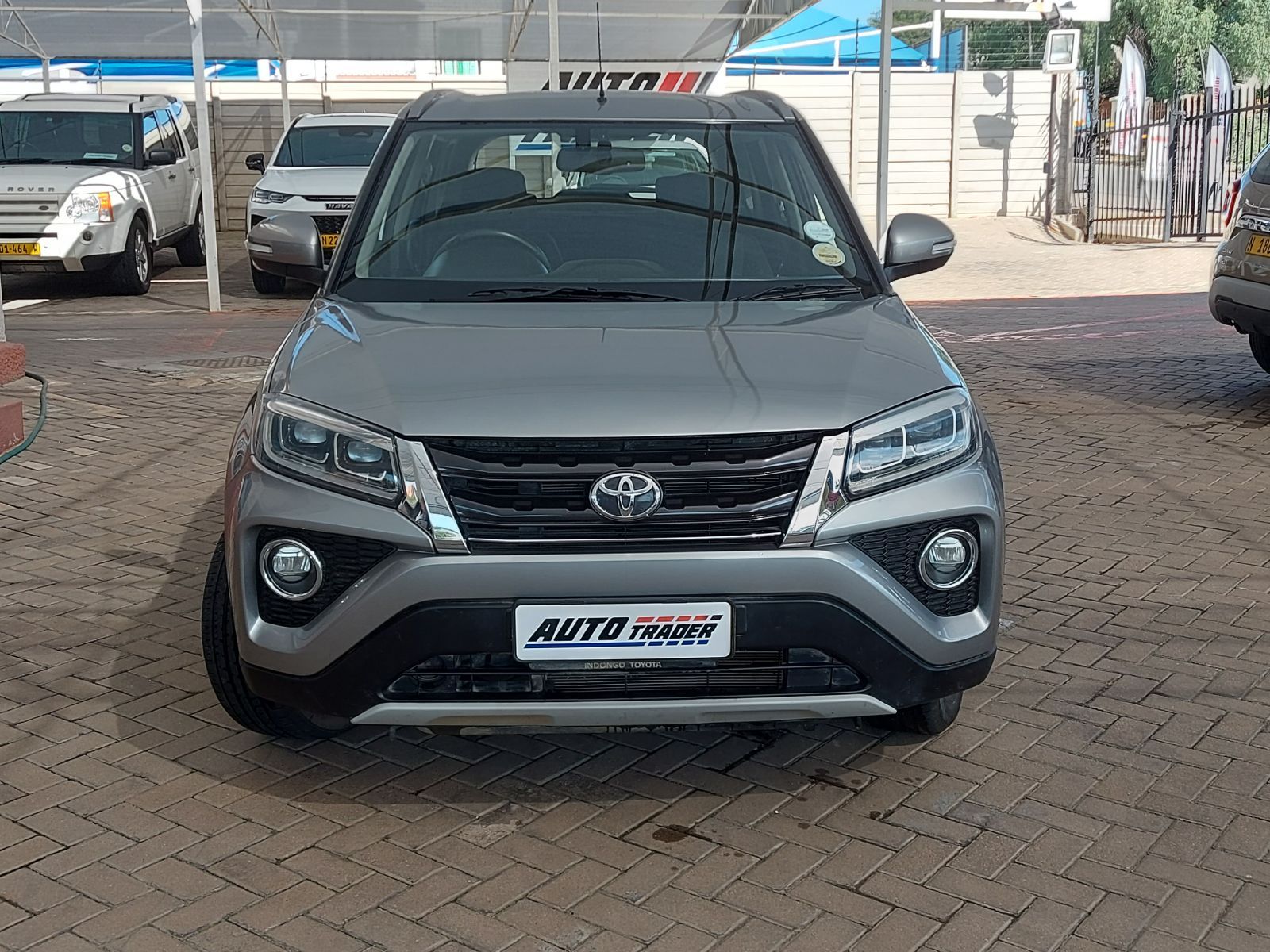 2021 Toyota Urban Cruiser photo 2