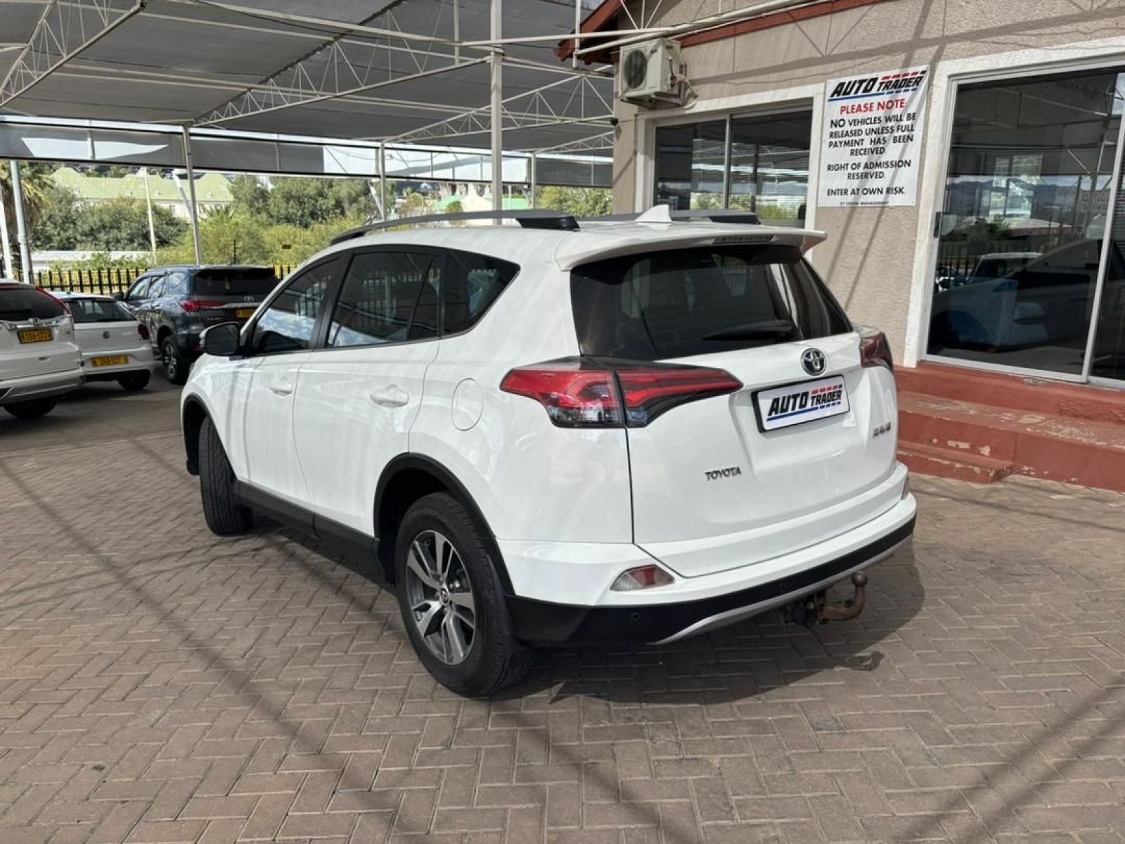 2019 Toyota Rav4 photo 5