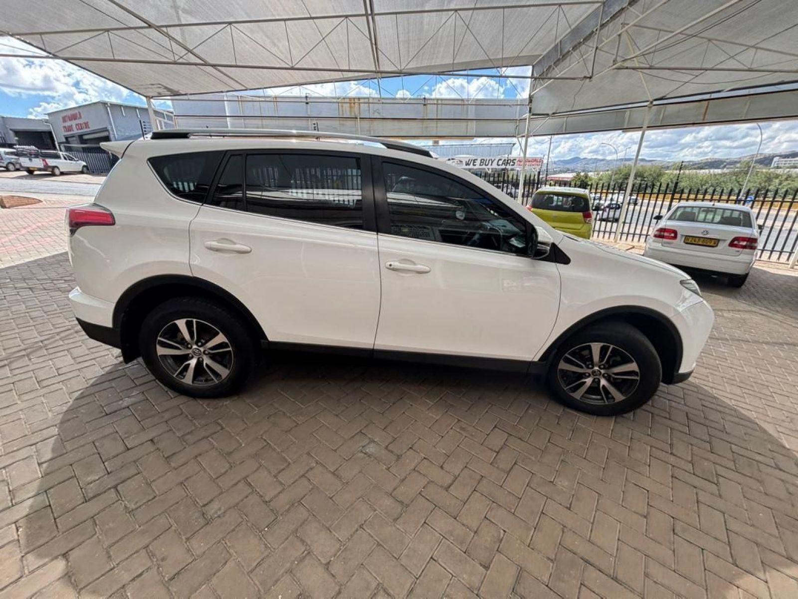 2019 Toyota Rav4 photo 8