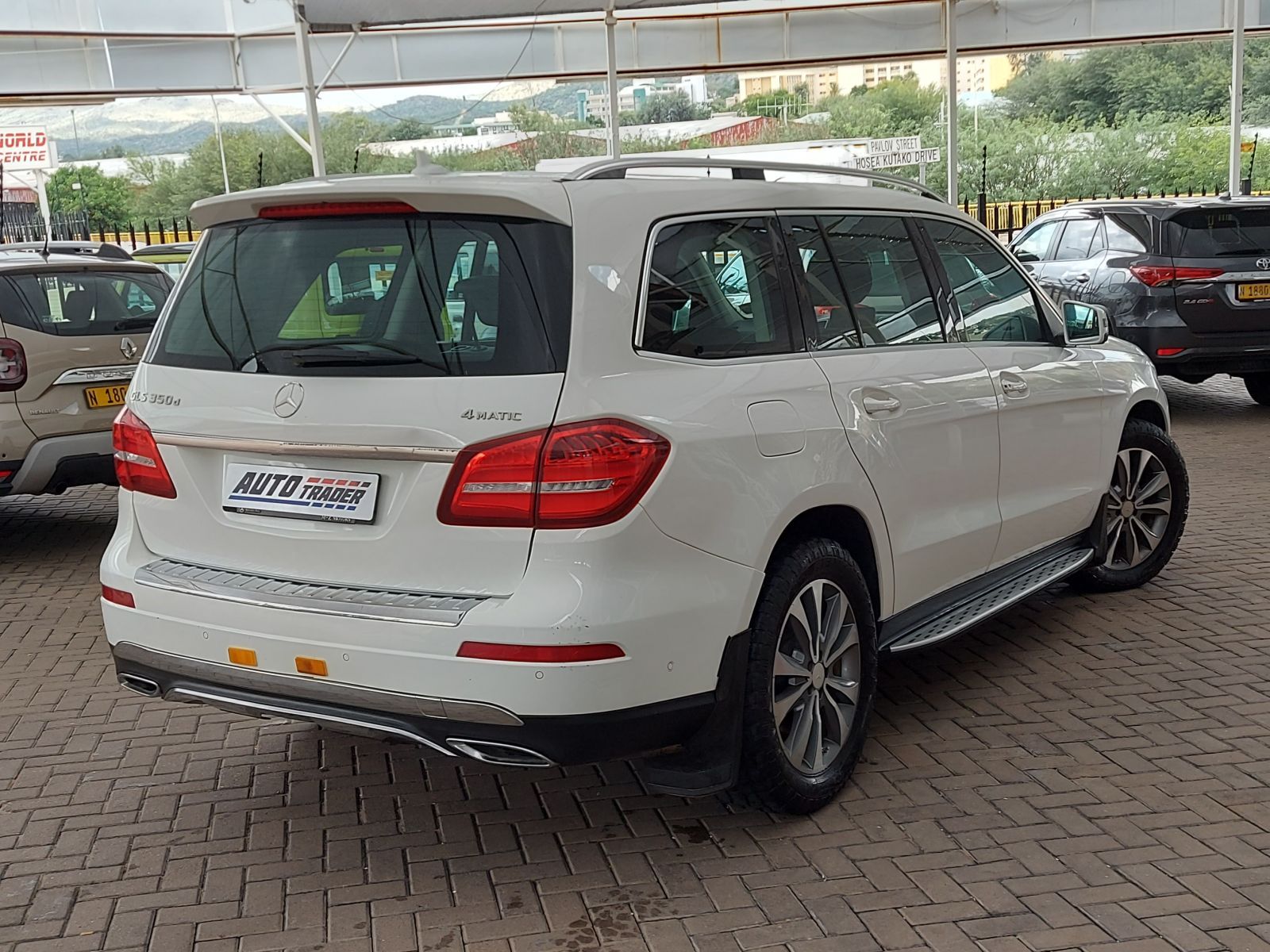 2016 Mercedes-Benz GL Class photo 7