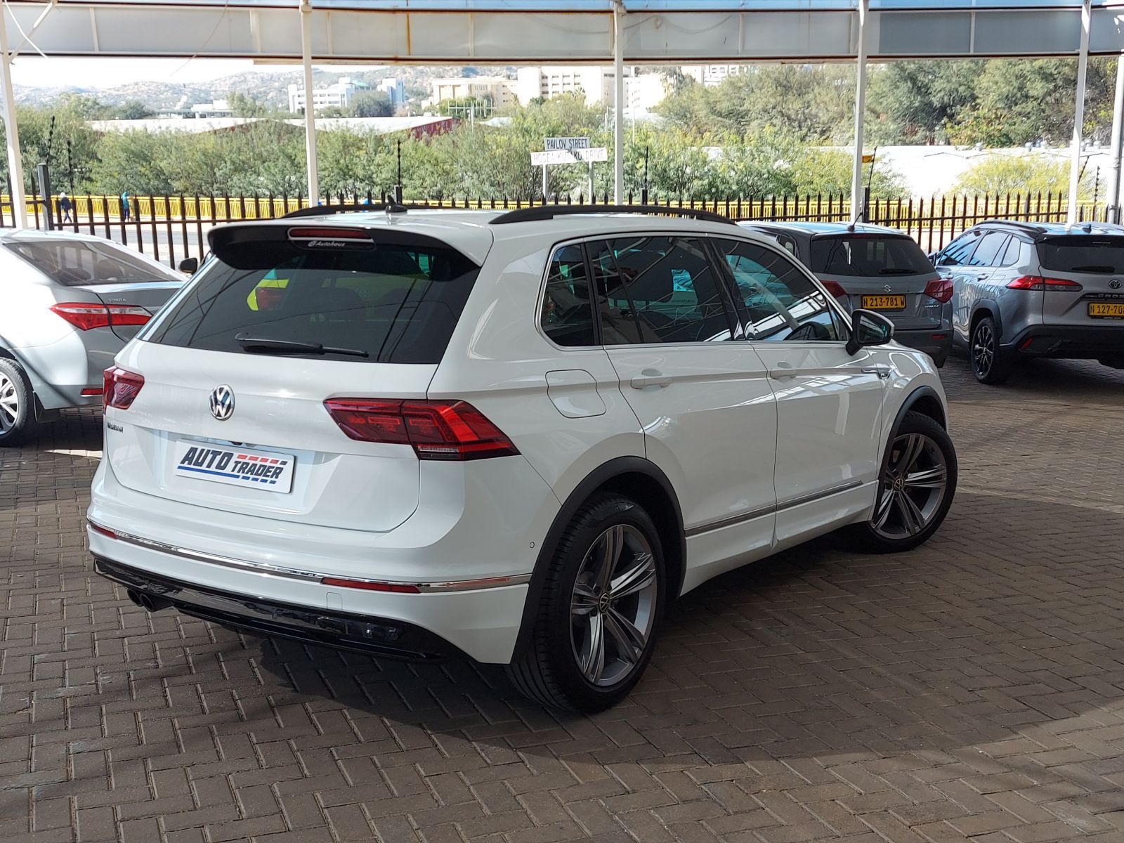 2021 Volkswagen Tiguan photo 7
