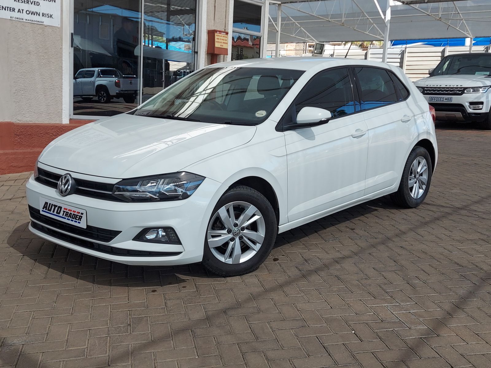 2018 Volkswagen Polo photo 1
