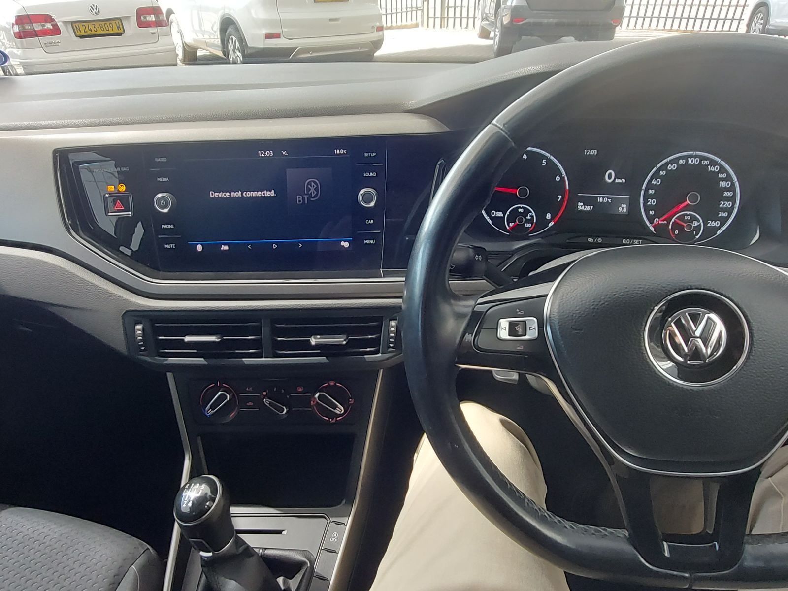 2018 Volkswagen Polo photo 10