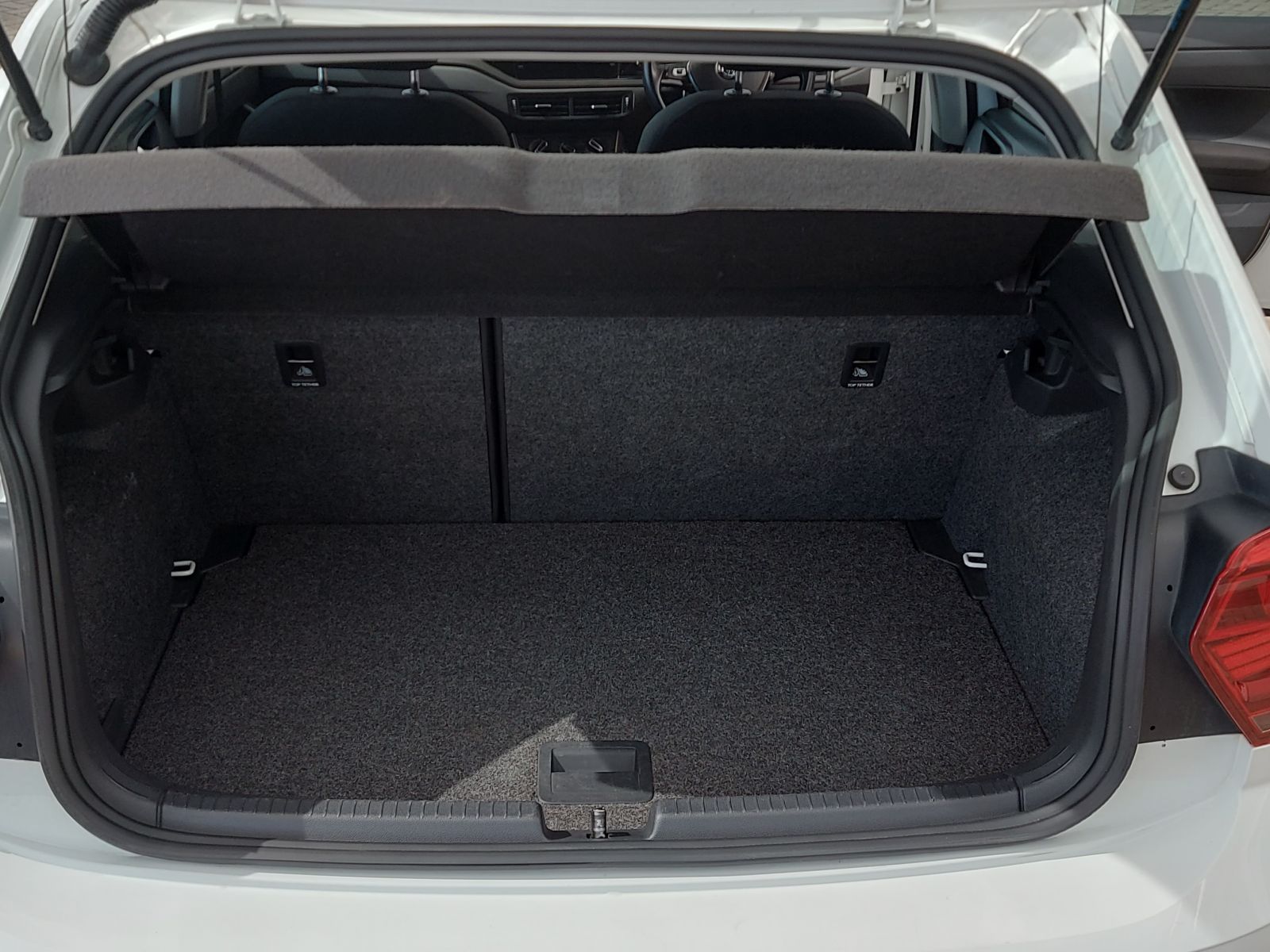 2018 Volkswagen Polo photo 13