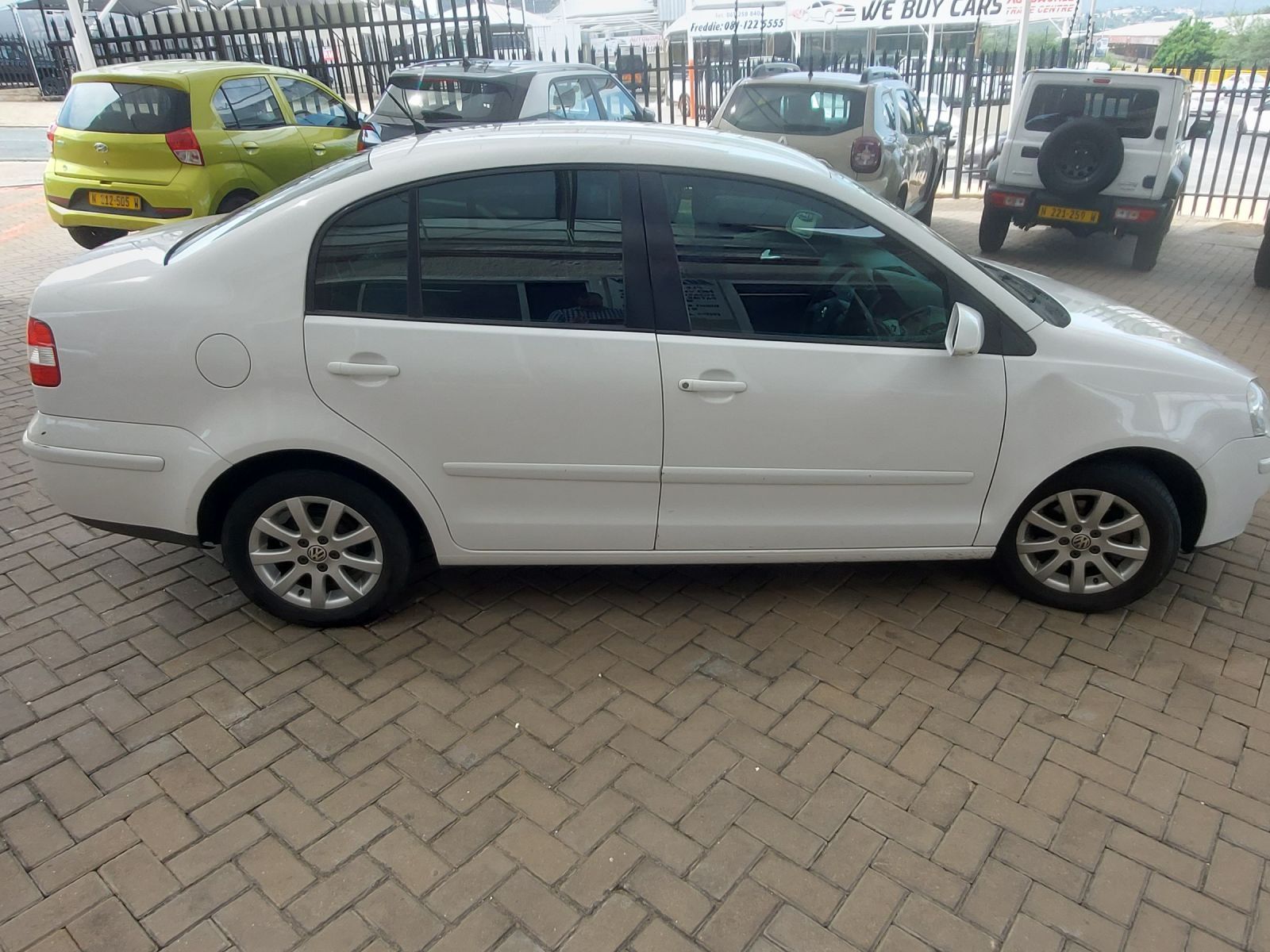 2009 Volkswagen Polo photo 8