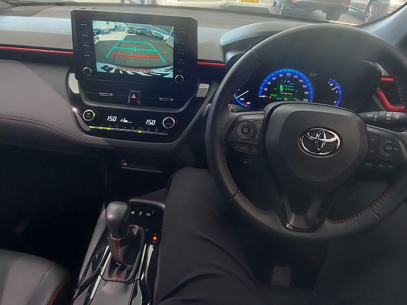 2024 Toyota Corolla photo 9