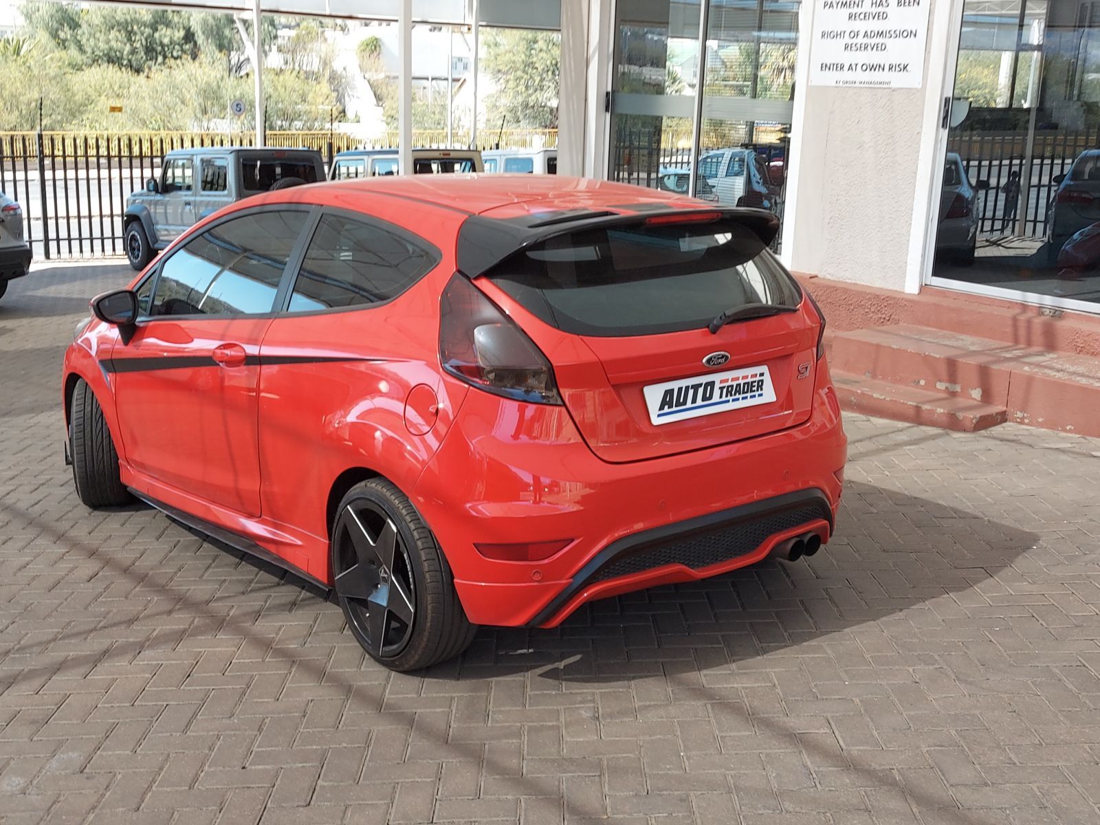 2014 Ford Fiesta photo 5
