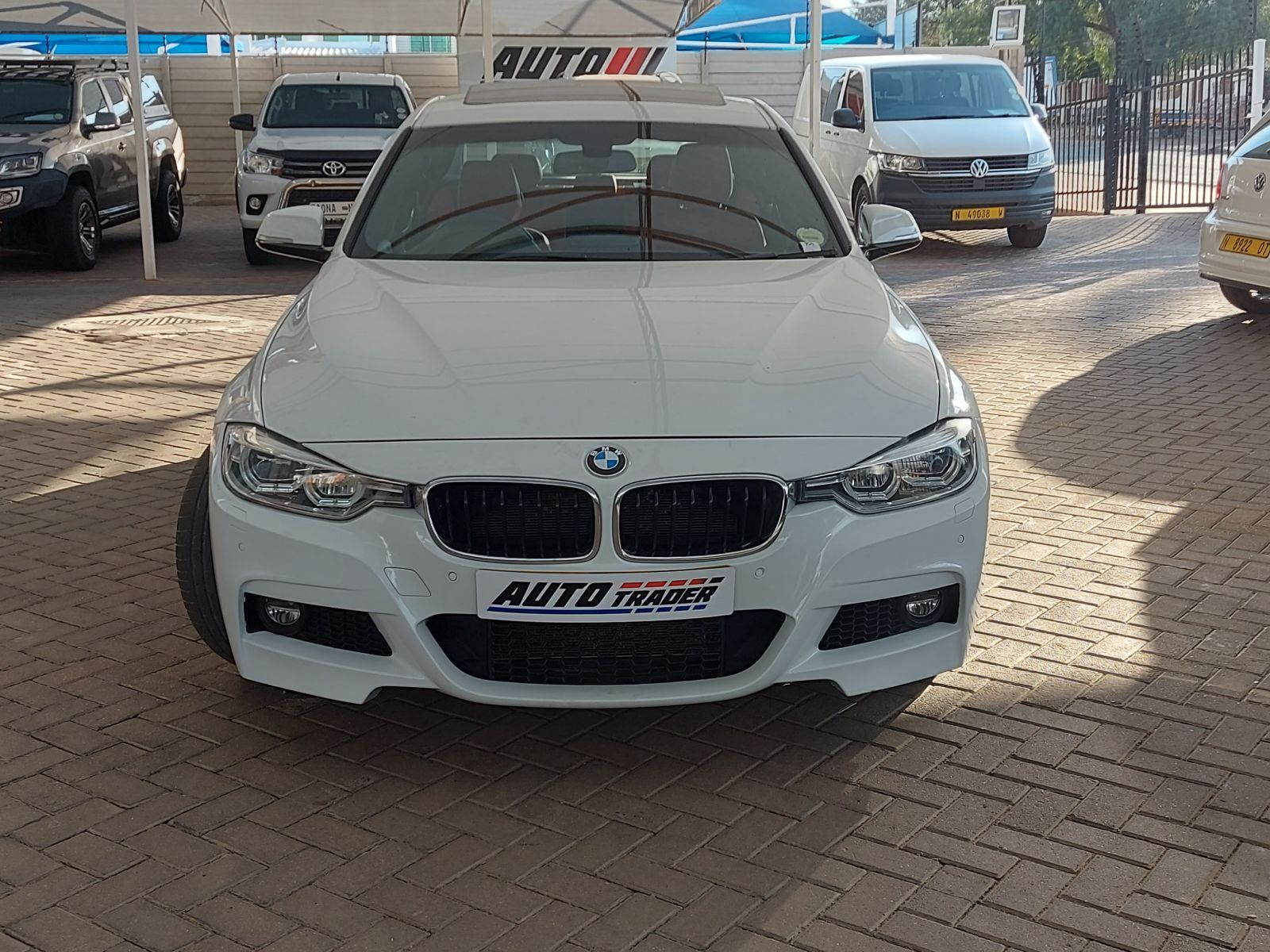 2015 BMW 3 Series photo 2