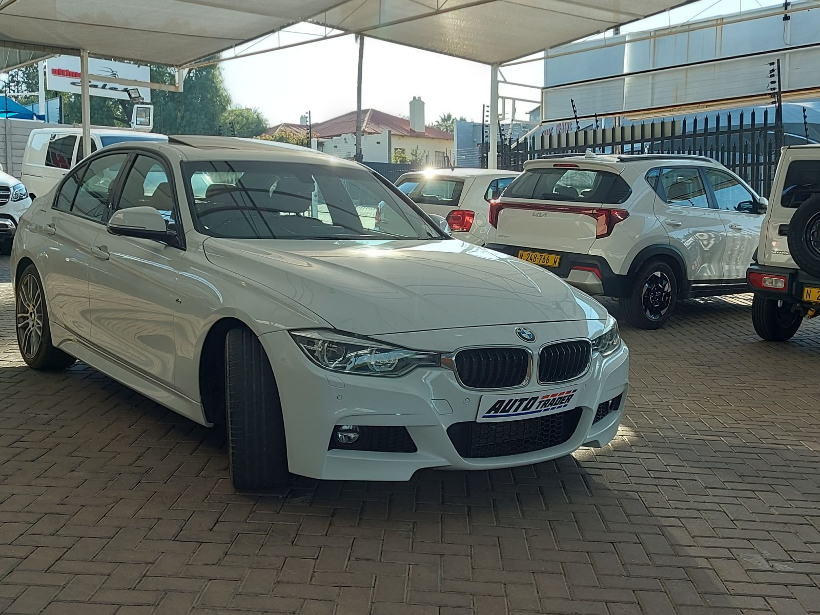 2015 BMW 3 Series photo 3