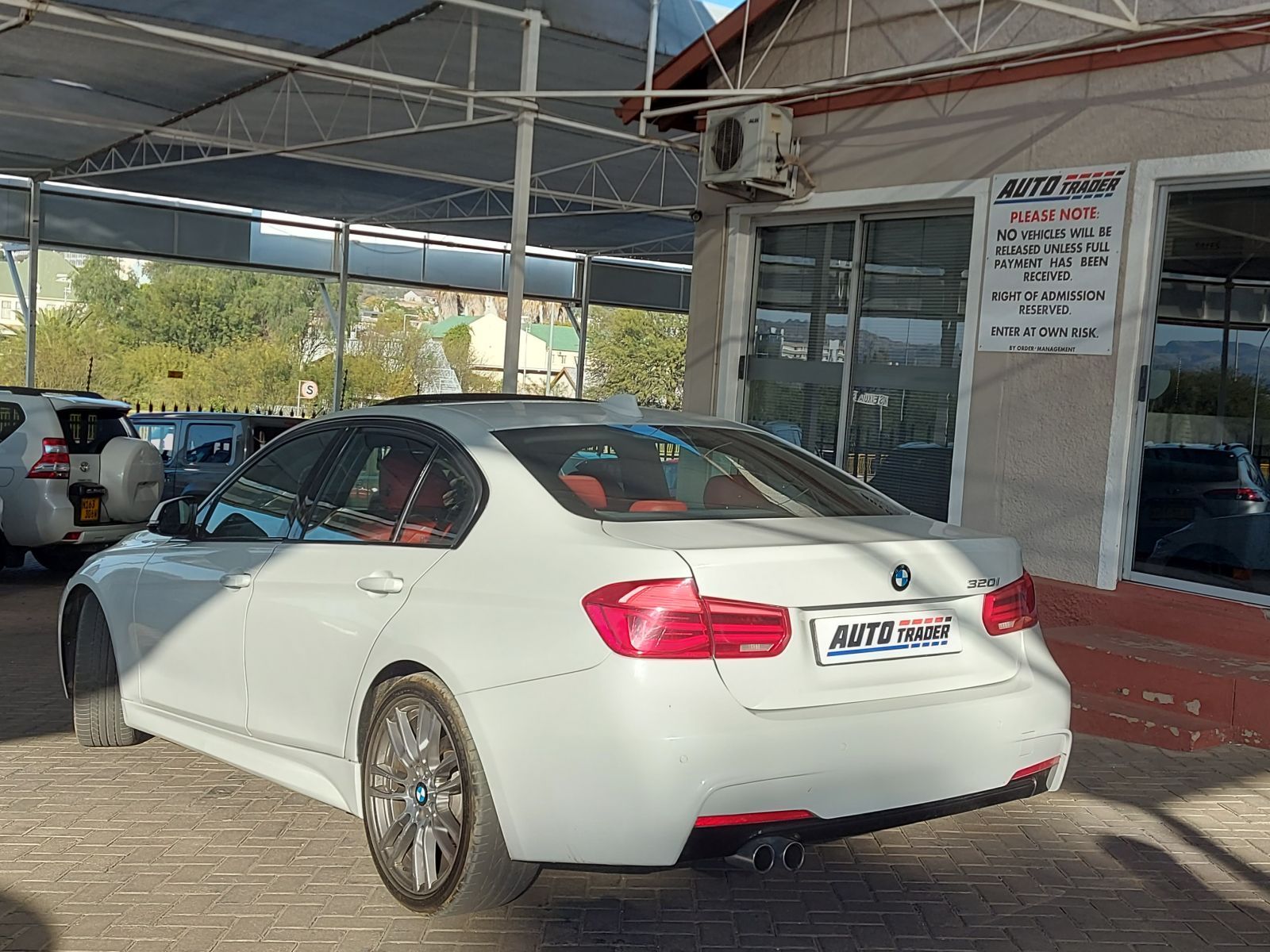 2015 BMW 3 Series photo 5