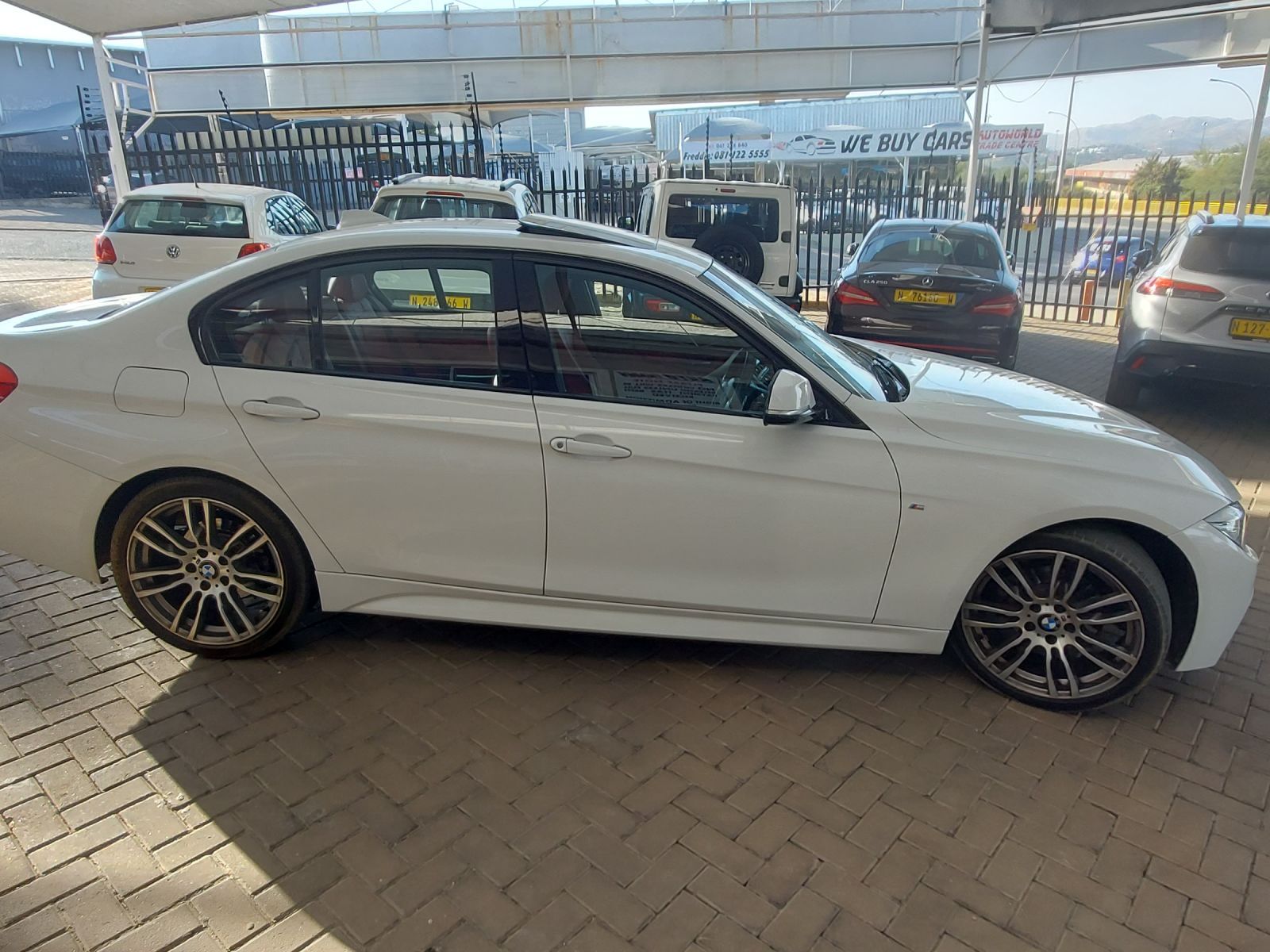 2015 BMW 3 Series photo 8