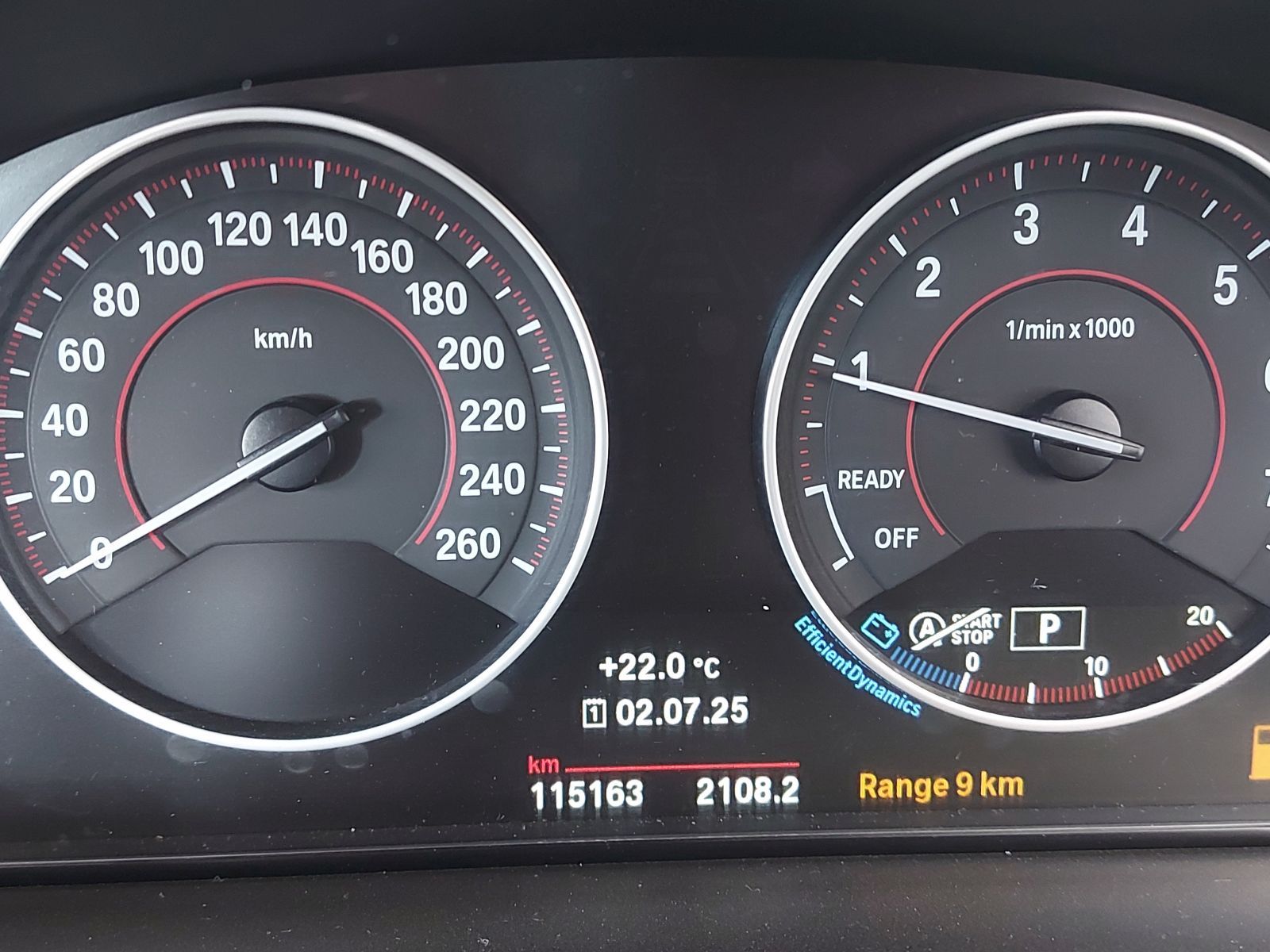 2015 BMW 3 Series photo 9