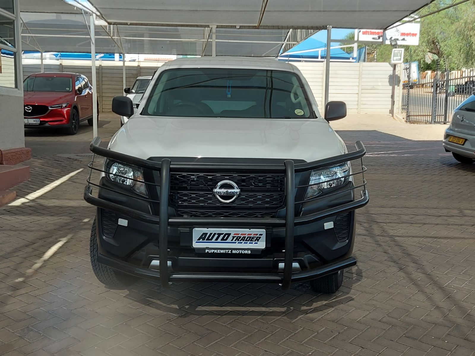 2024 Nissan Navara photo 2