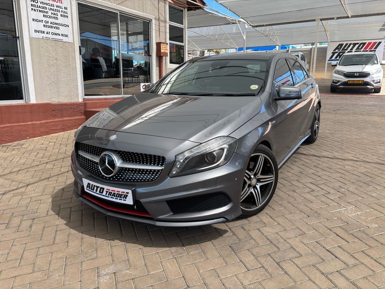 2015 Mercedes-Benz A Class photo 1