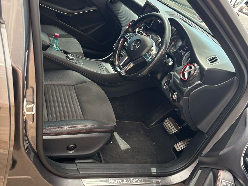 2015 Mercedes-Benz A Class photo 11