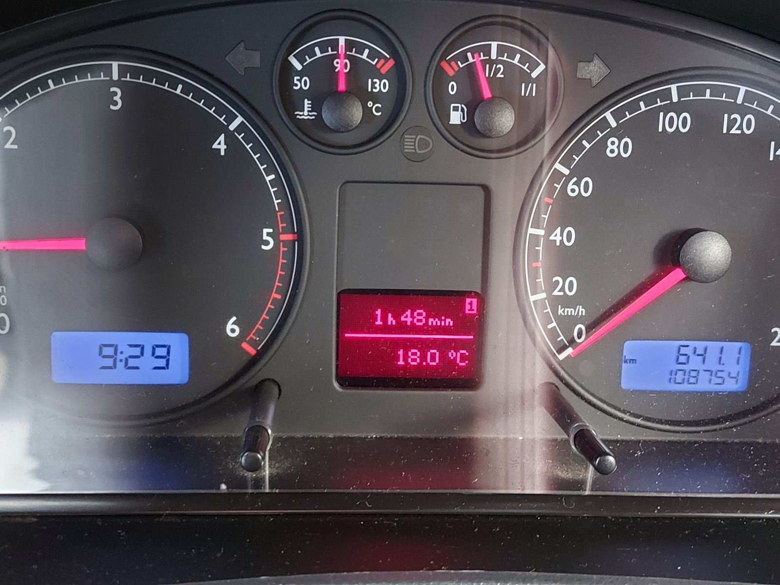 2004 Volkswagen Caravelle photo 9