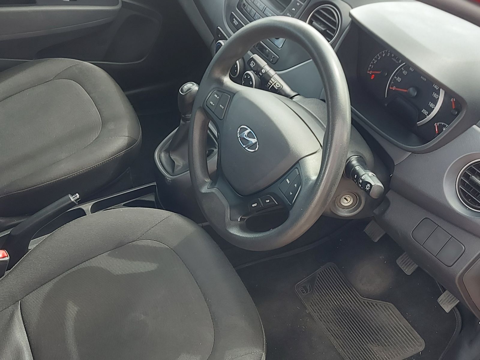 2019 Hyundai i10 photo 11