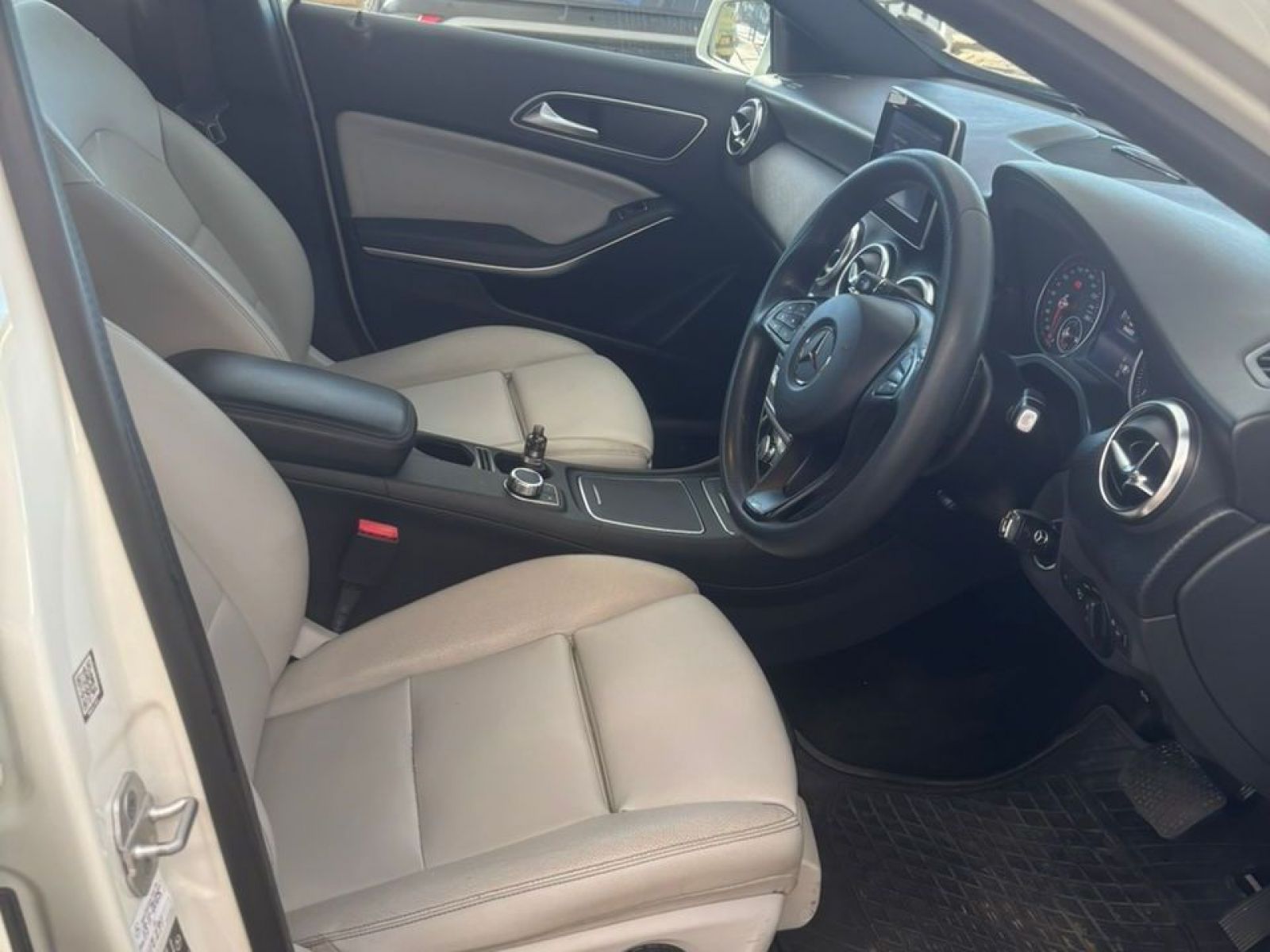 2017 Mercedes-Benz A Class photo 10