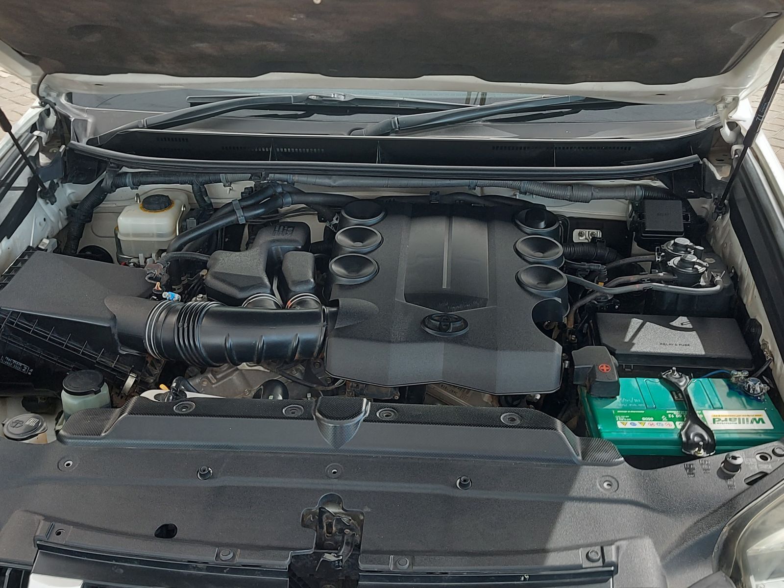 2014 Toyota Prado photo 14