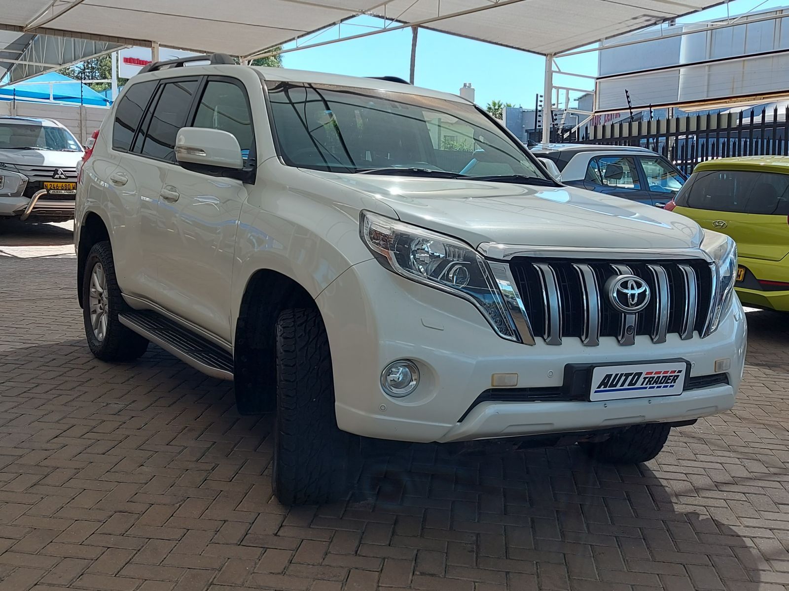 2014 Toyota Prado photo 3