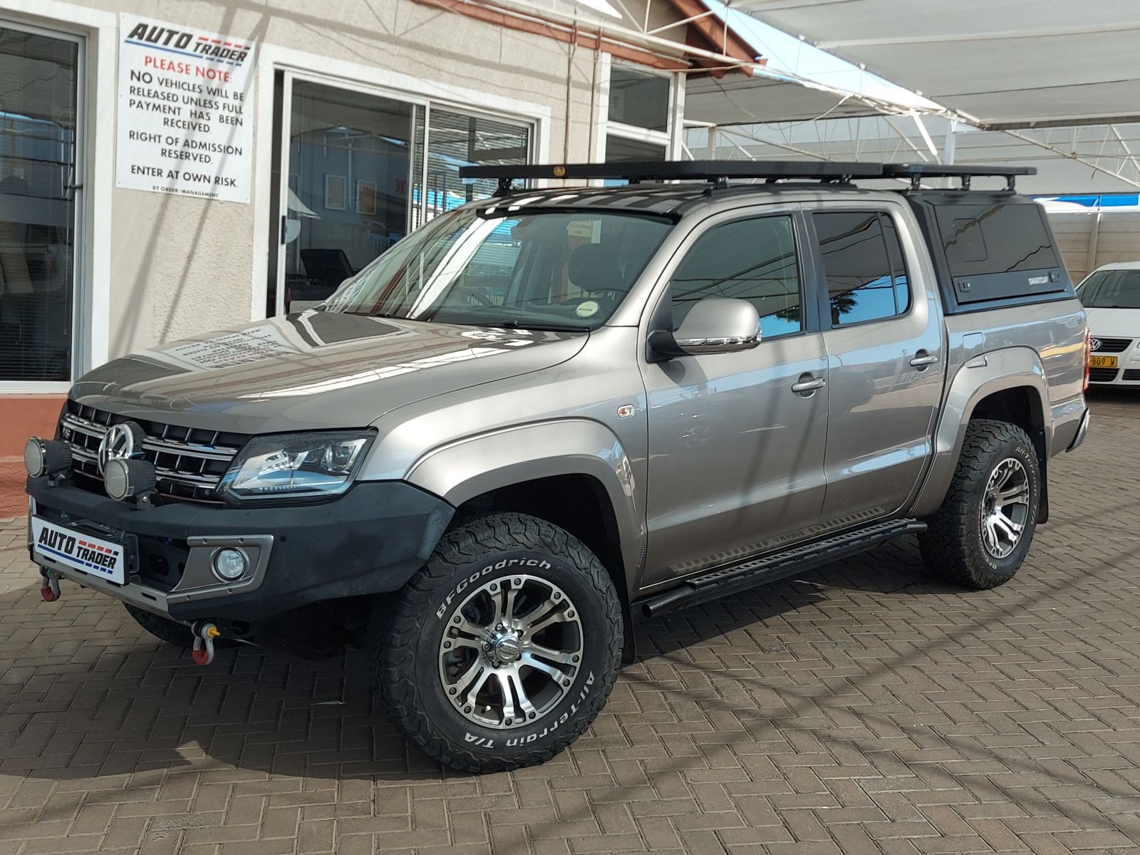 2017 Volkswagen Amarok photo 1