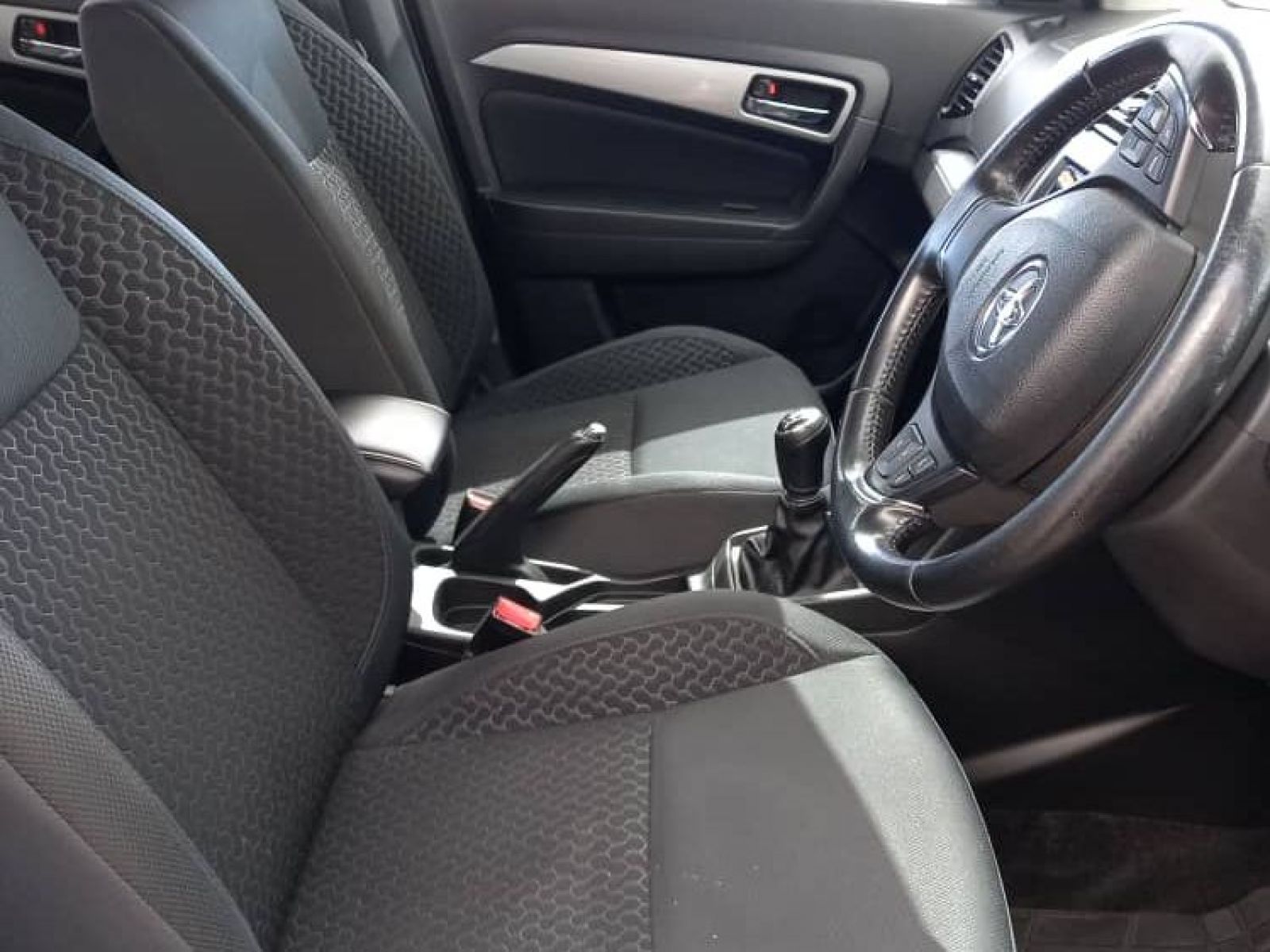 2021 Toyota Urban Cruiser photo 11