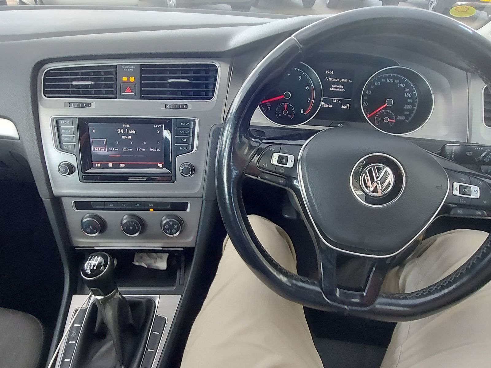 2013 Volkswagen Golf photo 7