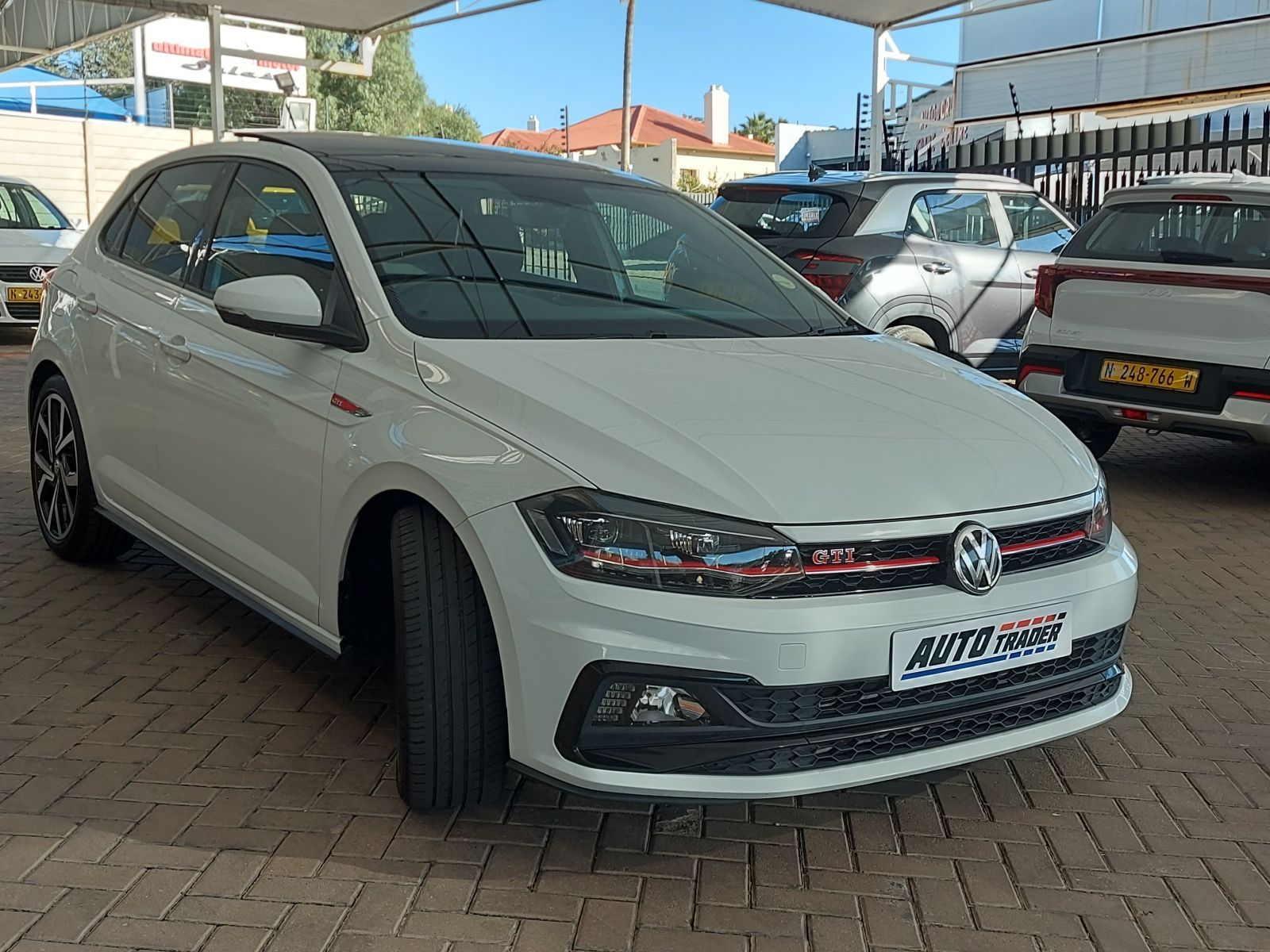 2019 Volkswagen Polo photo 3