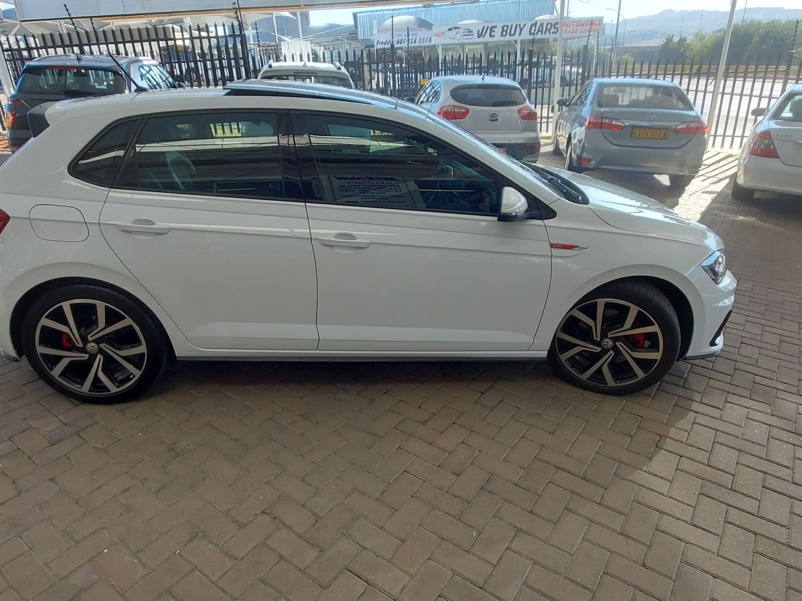 2019 Volkswagen Polo photo 8