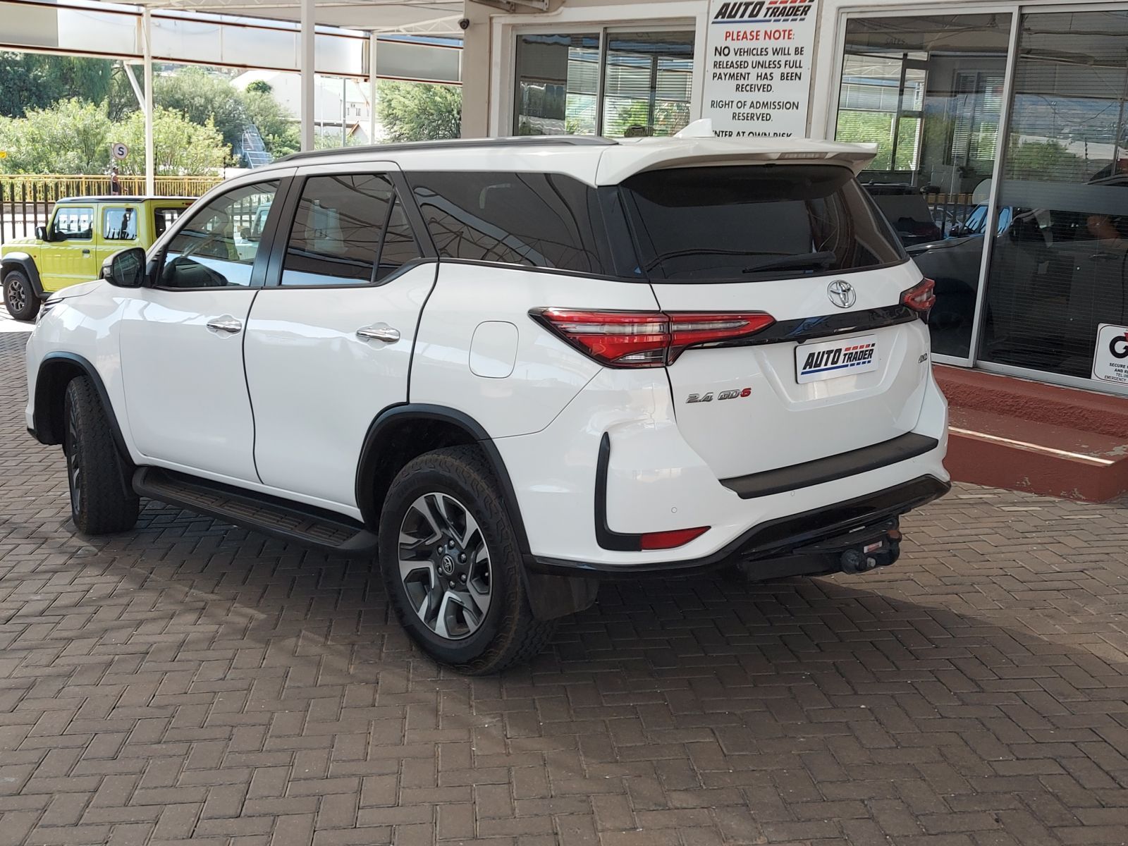 2023 Toyota Fortuner photo 5
