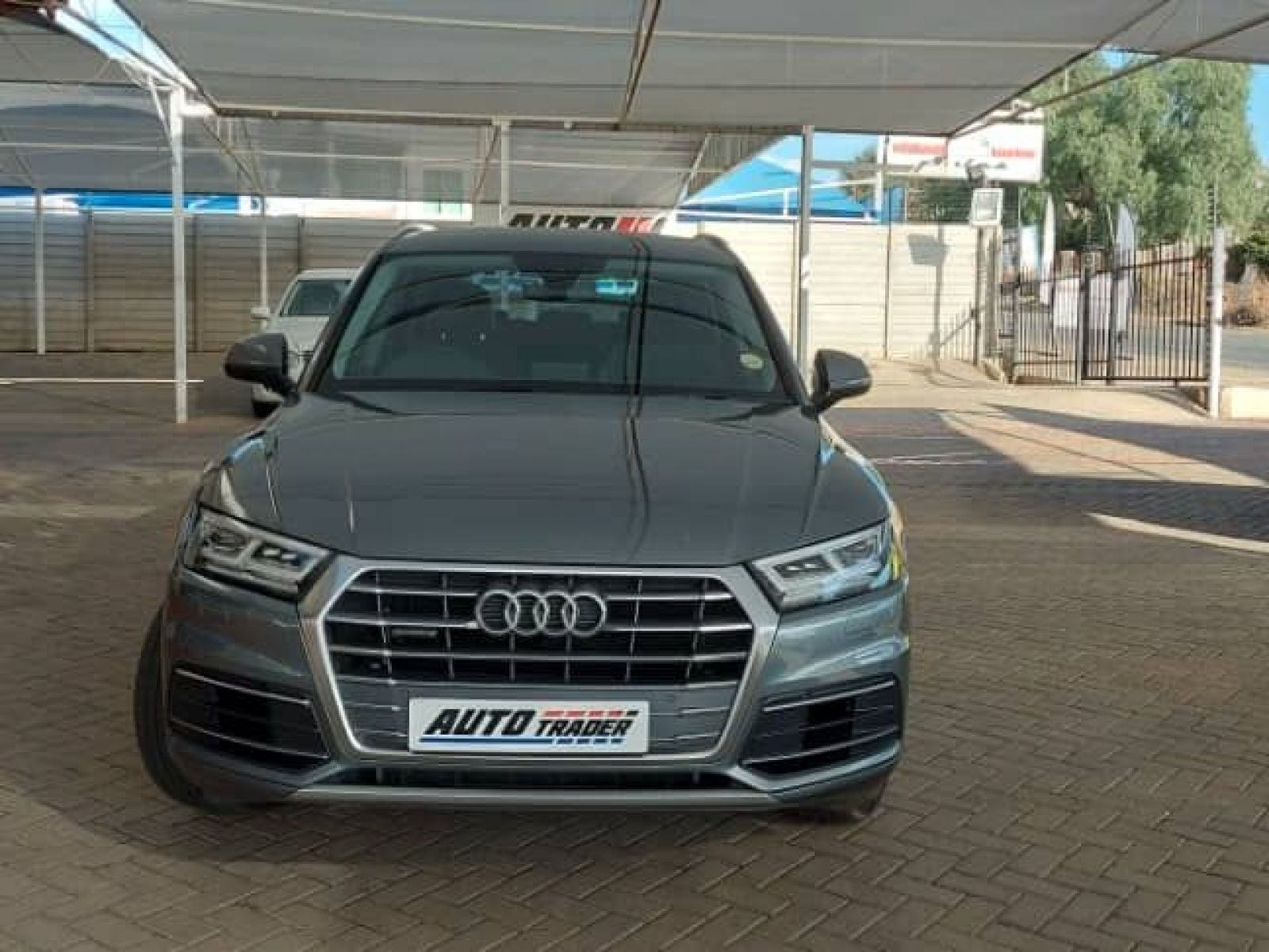 2018 Audi Q5 photo 2