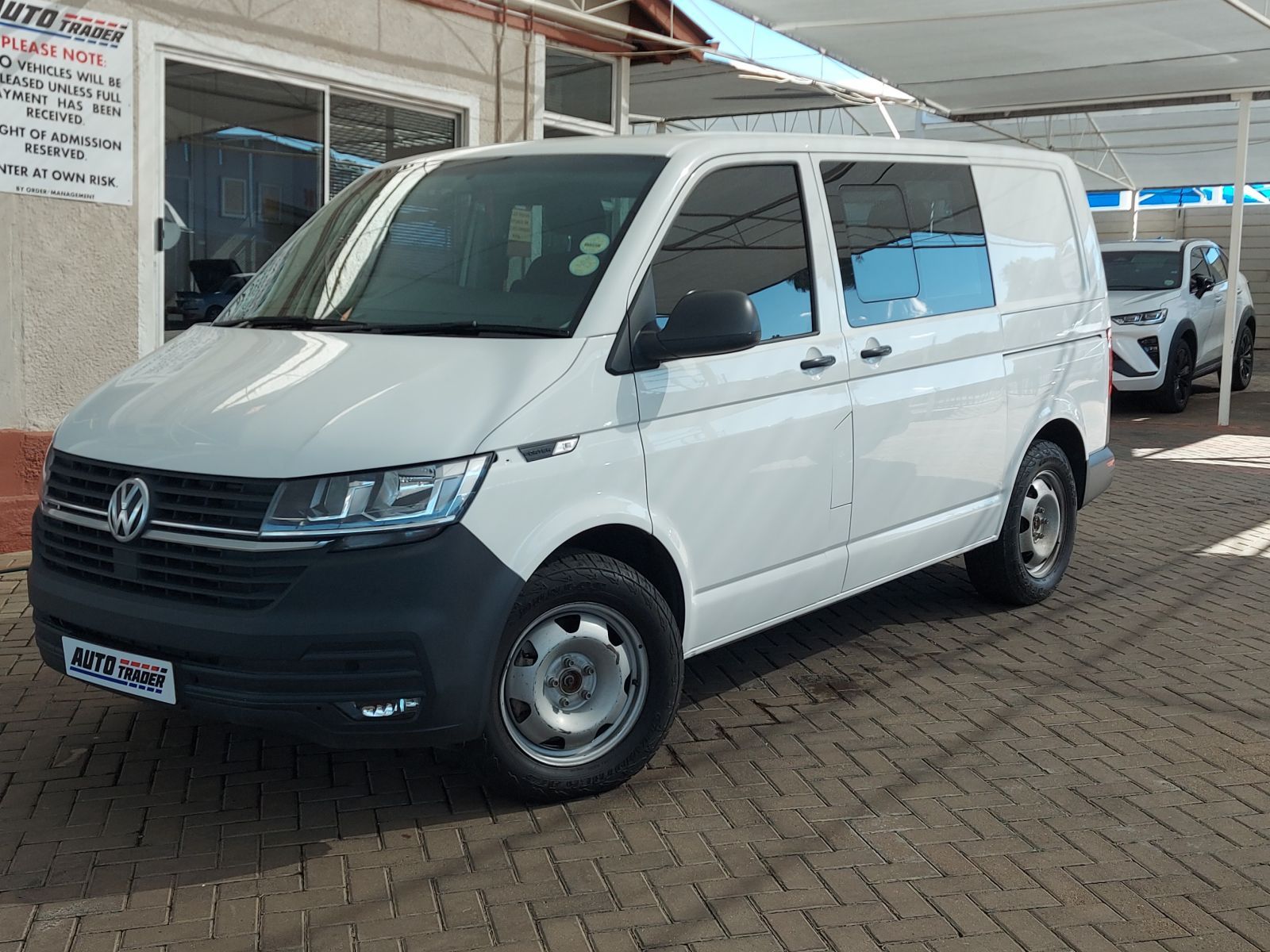 2022 Volkswagen T6 photo 1