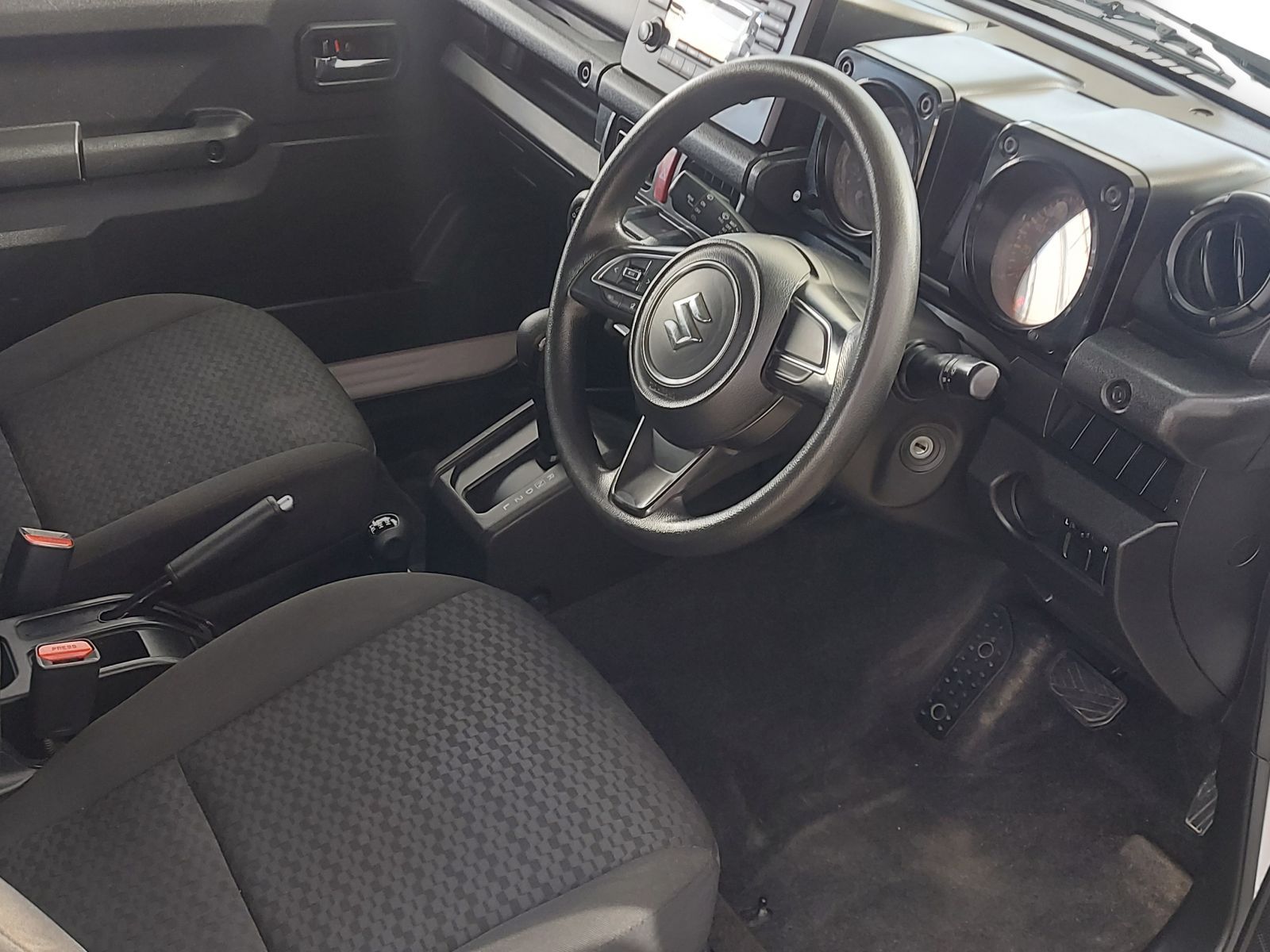 2022 Suzuki Jimny photo 11